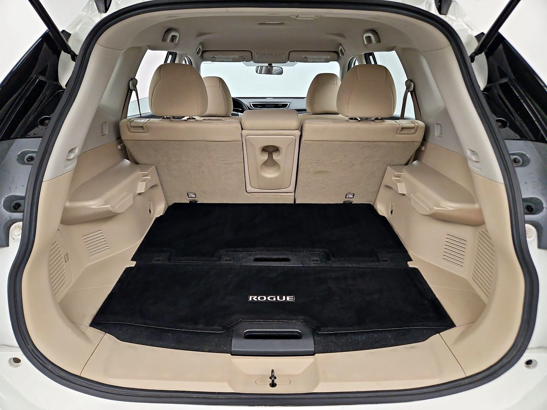 Thumbnail: 2016 Nissan Rogue - 20