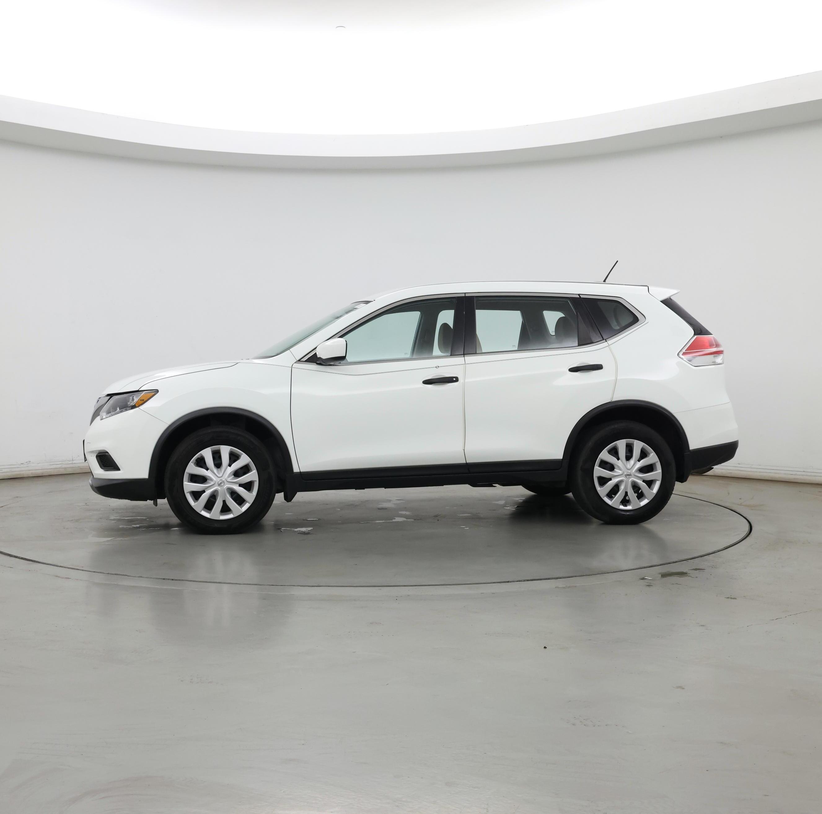 Thumbnail: 2016 Nissan Rogue - 3