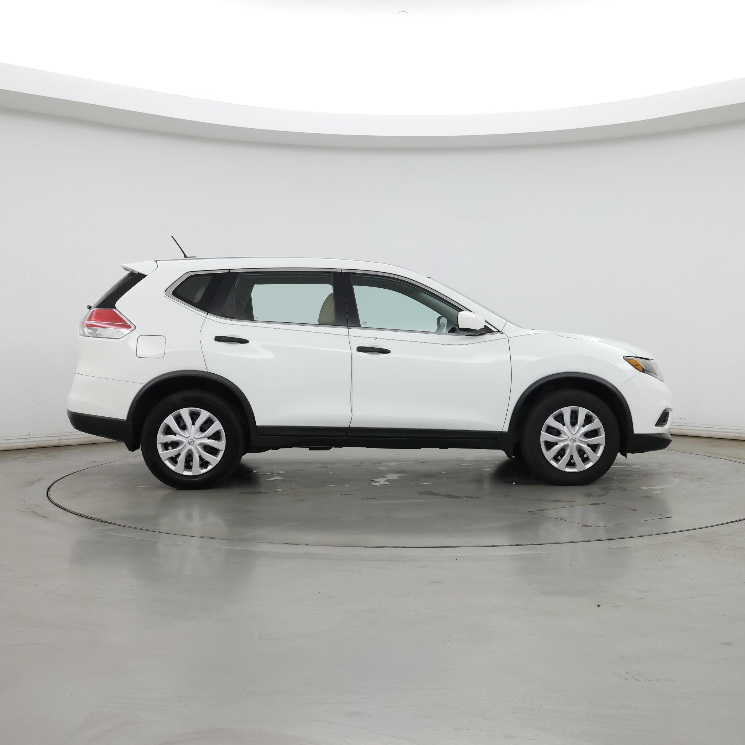 Thumbnail: 2016 Nissan Rogue - 7