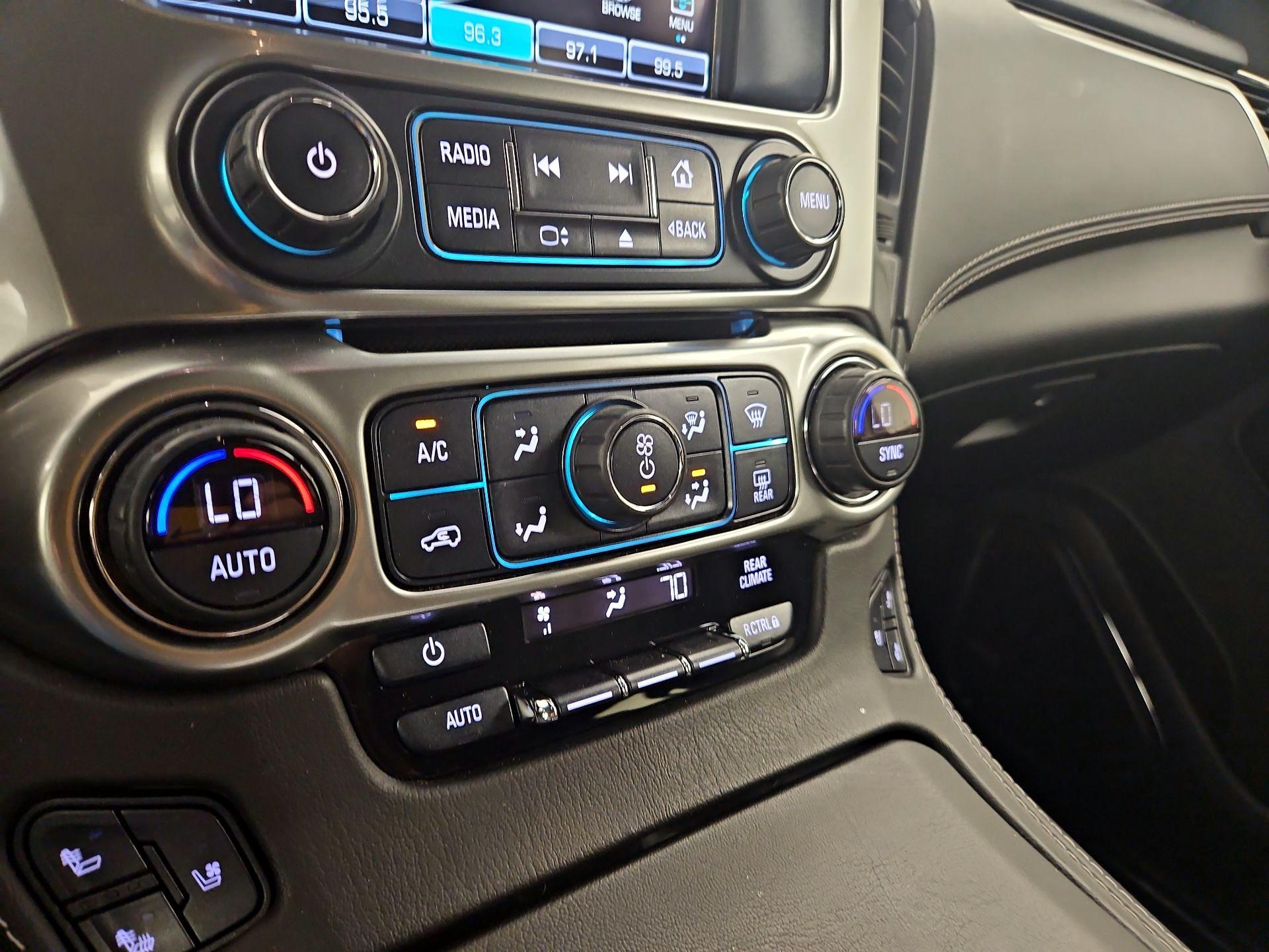 Thumbnail: 2017 Chevrolet Tahoe - 17