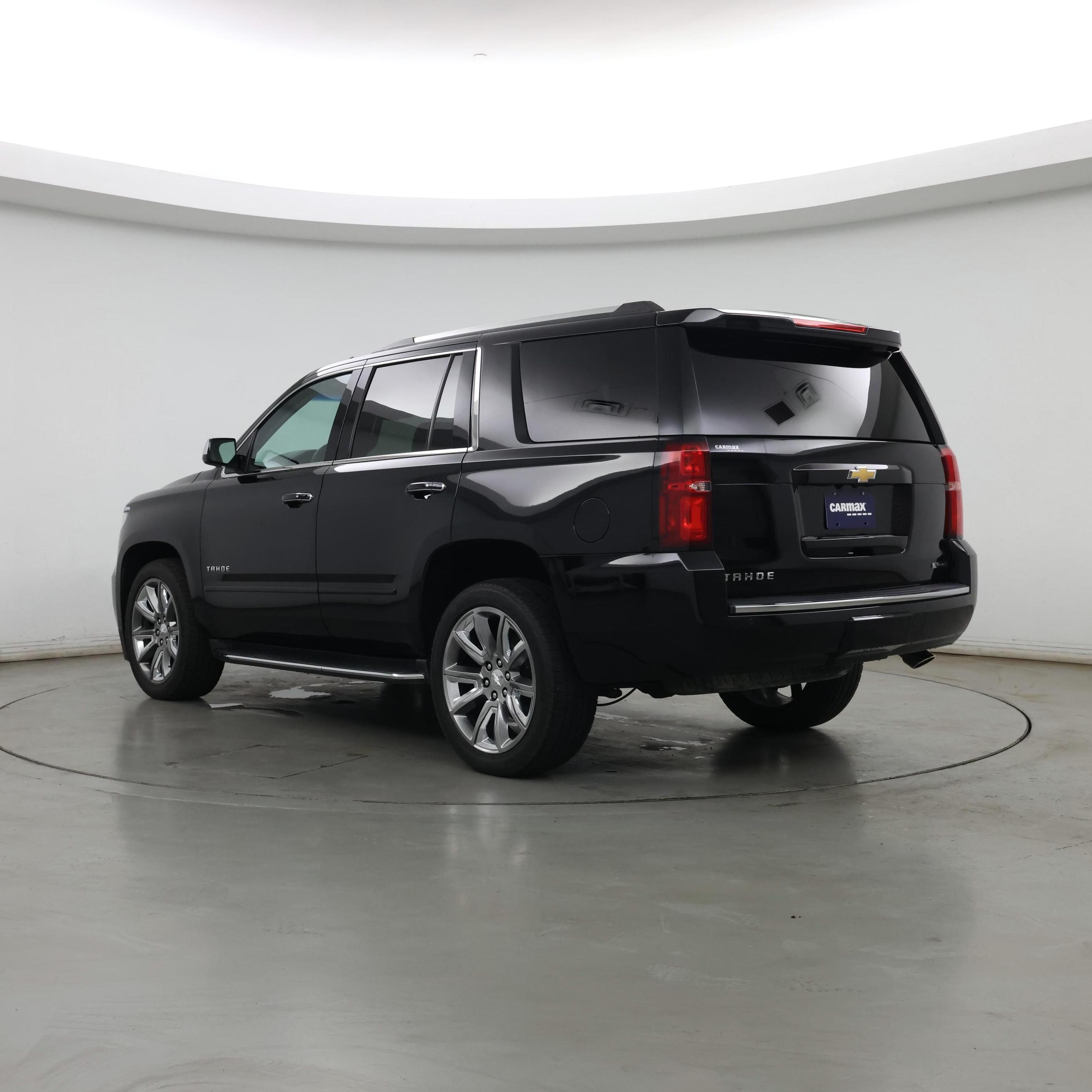 Thumbnail: 2017 Chevrolet Tahoe - 2