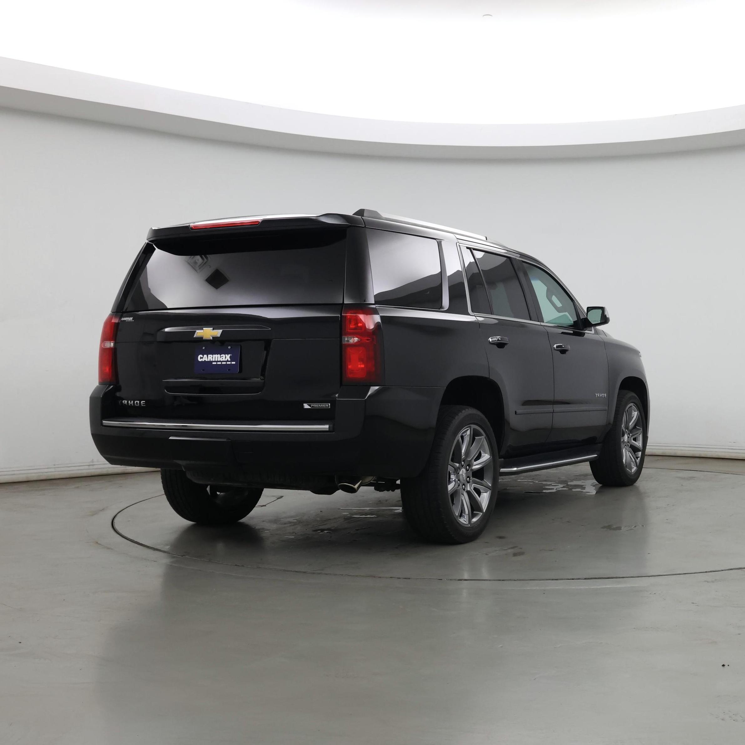 Thumbnail: 2017 Chevrolet Tahoe - 8