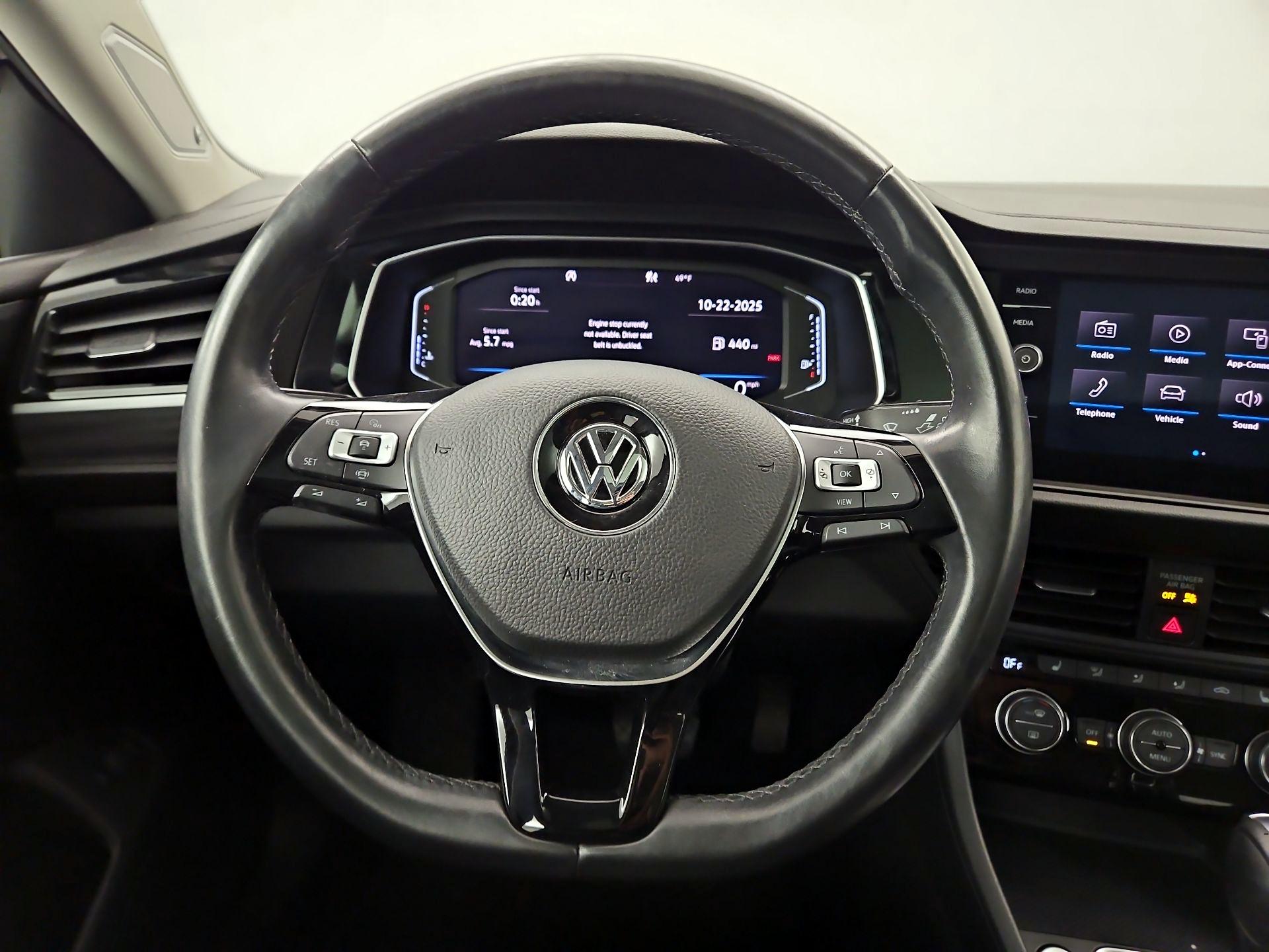 Thumbnail: 2019 Volkswagen Jetta - 10