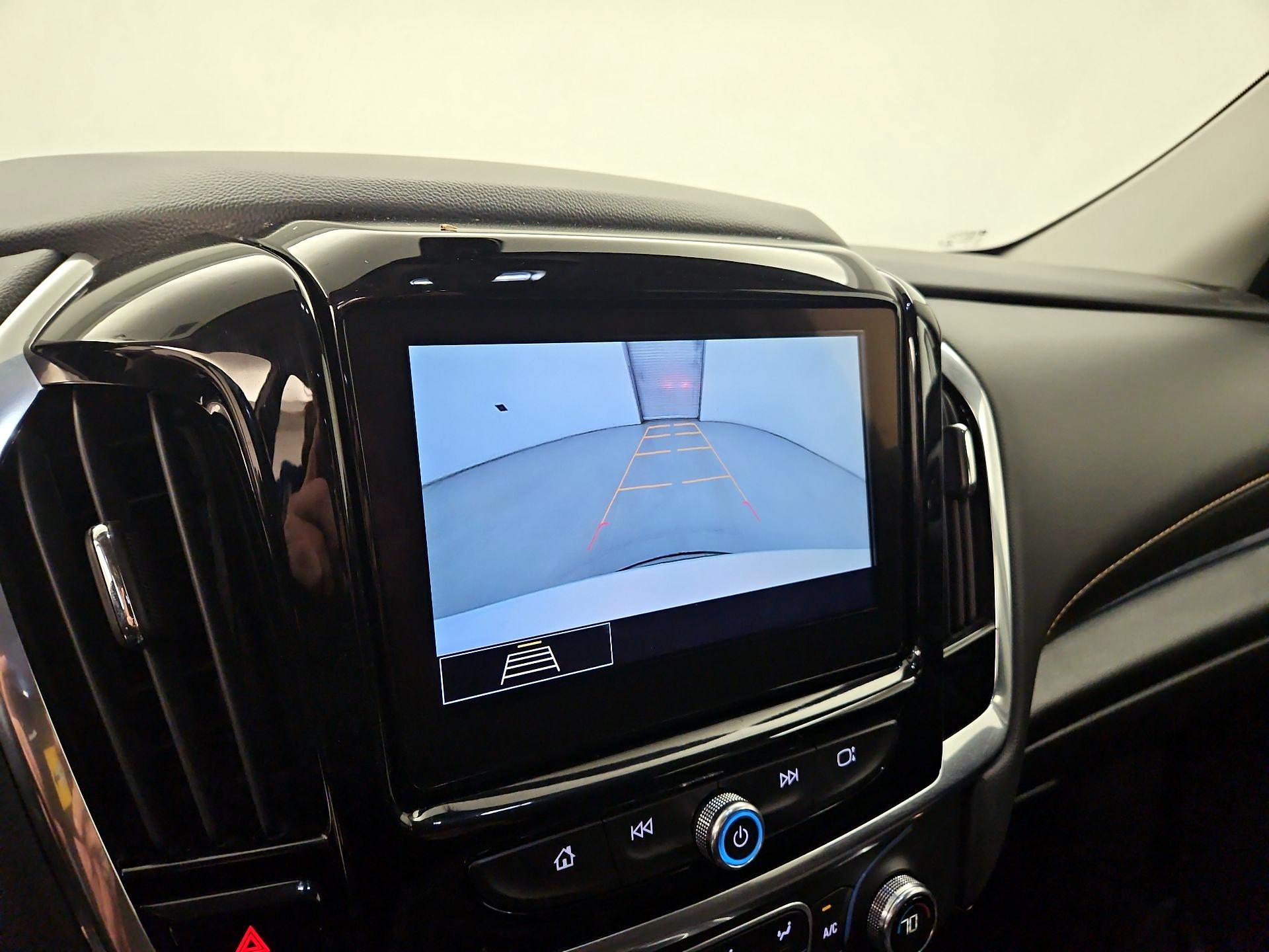 Thumbnail: 2020 Chevrolet Traverse - 14