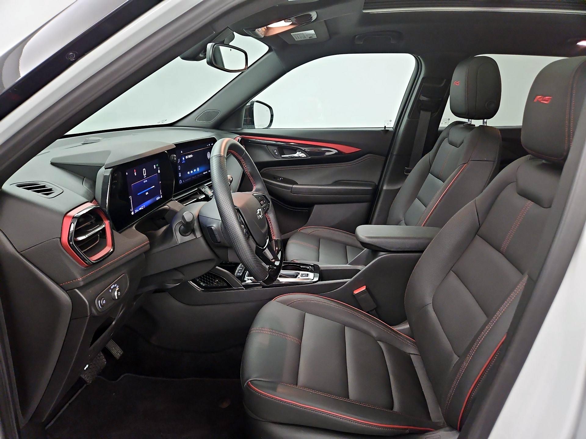 Thumbnail: 2024 Chevrolet TrailBlazer - 11