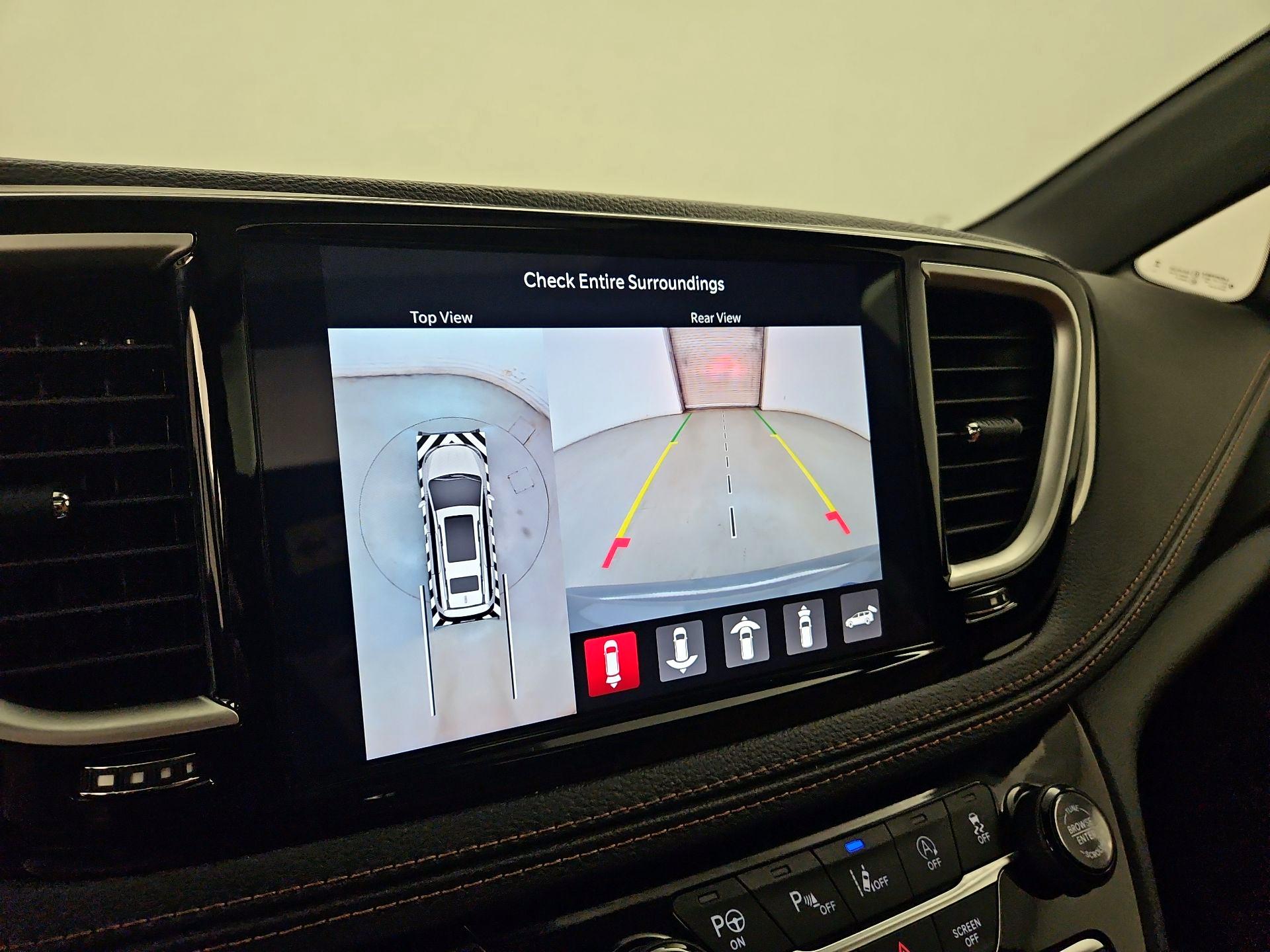 Thumbnail: 2025 Chrysler Pacifica - 15