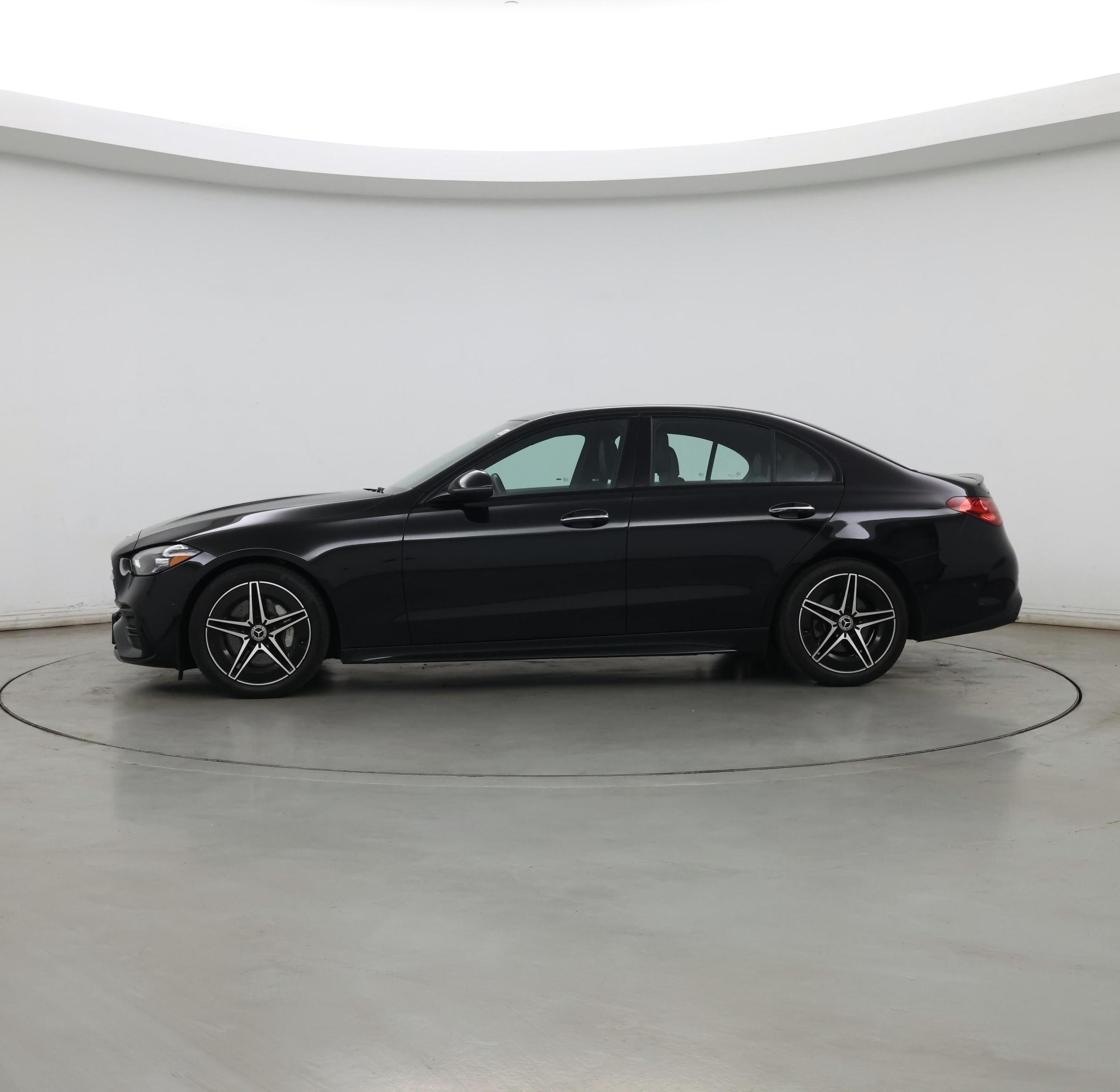 Thumbnail: 2023 Mercedes-Benz C-Class - 3