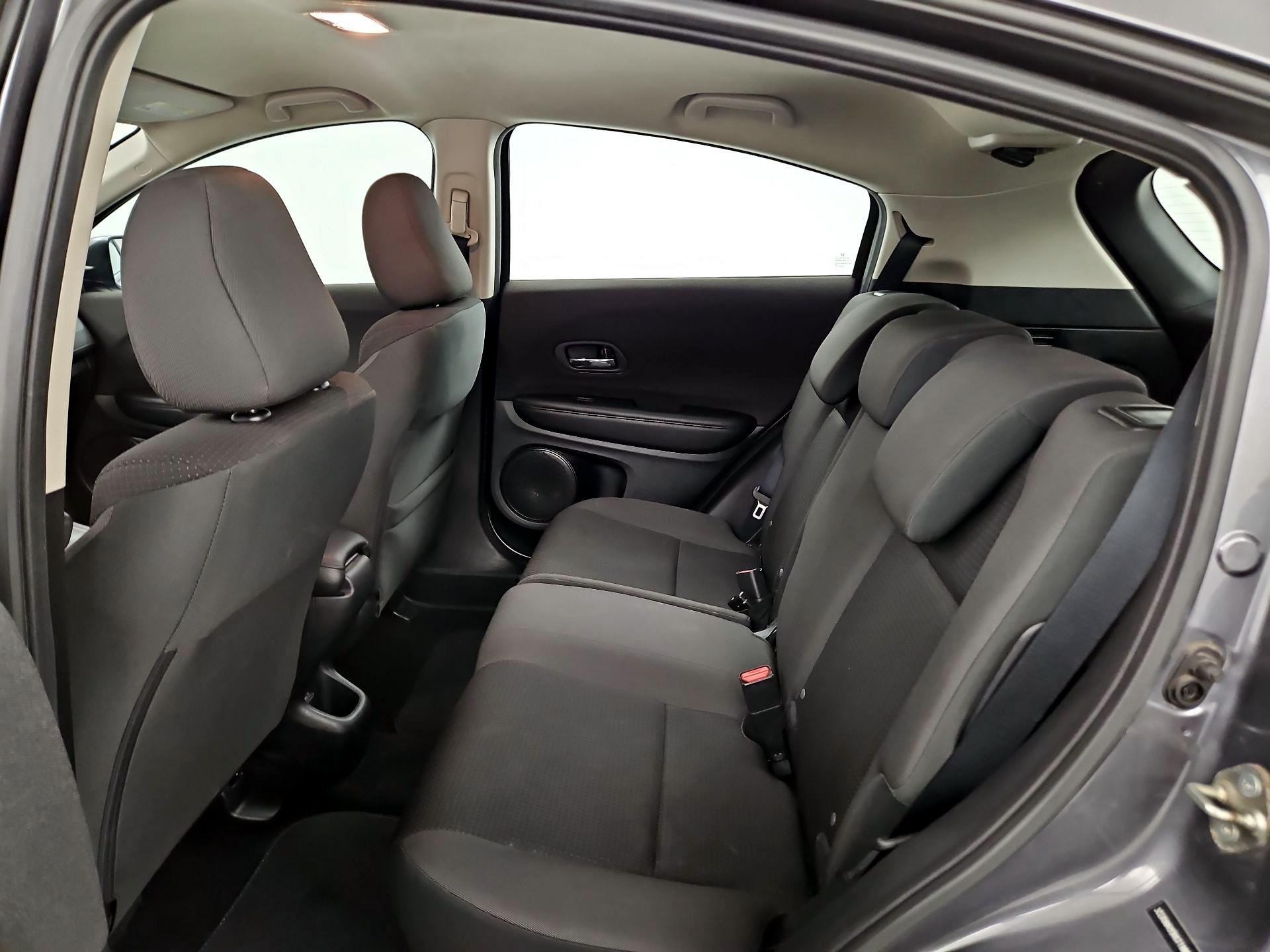 Thumbnail: 2019 Honda HR-V - 19