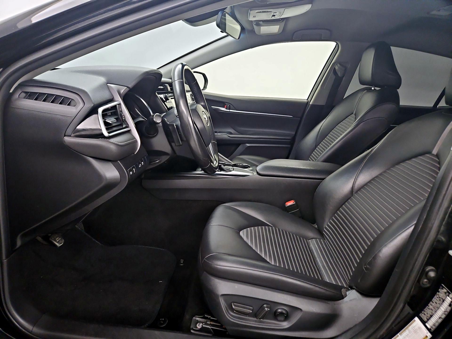 Thumbnail: 2018 Toyota Camry - 11