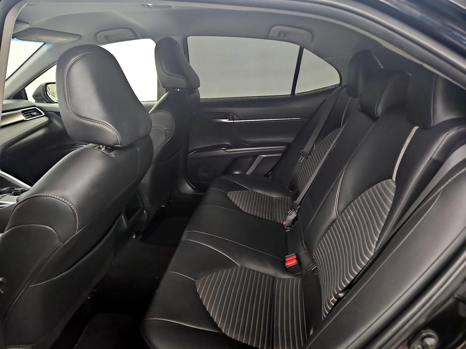 Thumbnail: 2018 Toyota Camry - 19