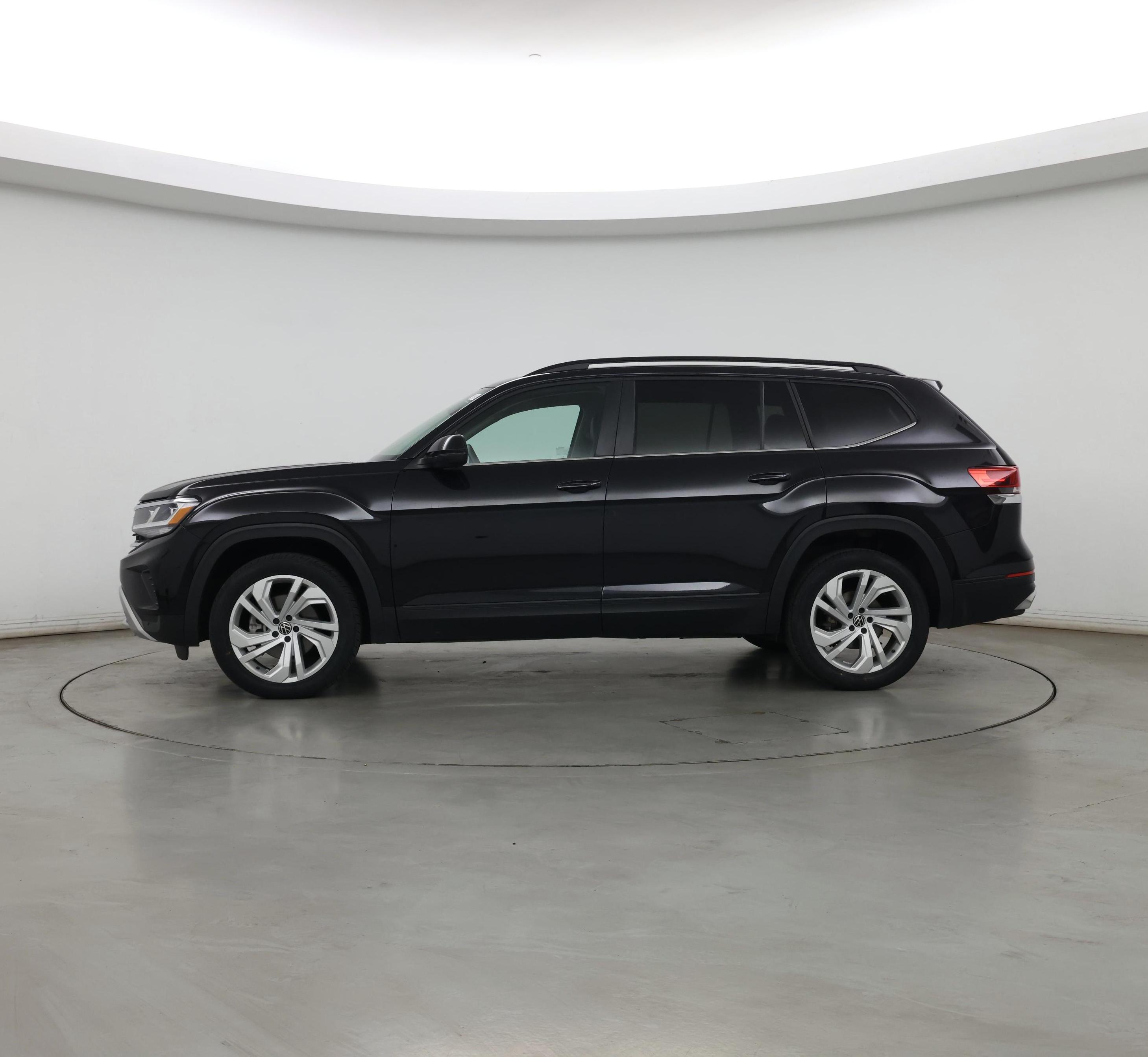 Thumbnail: 2021 Volkswagen Atlas - 3