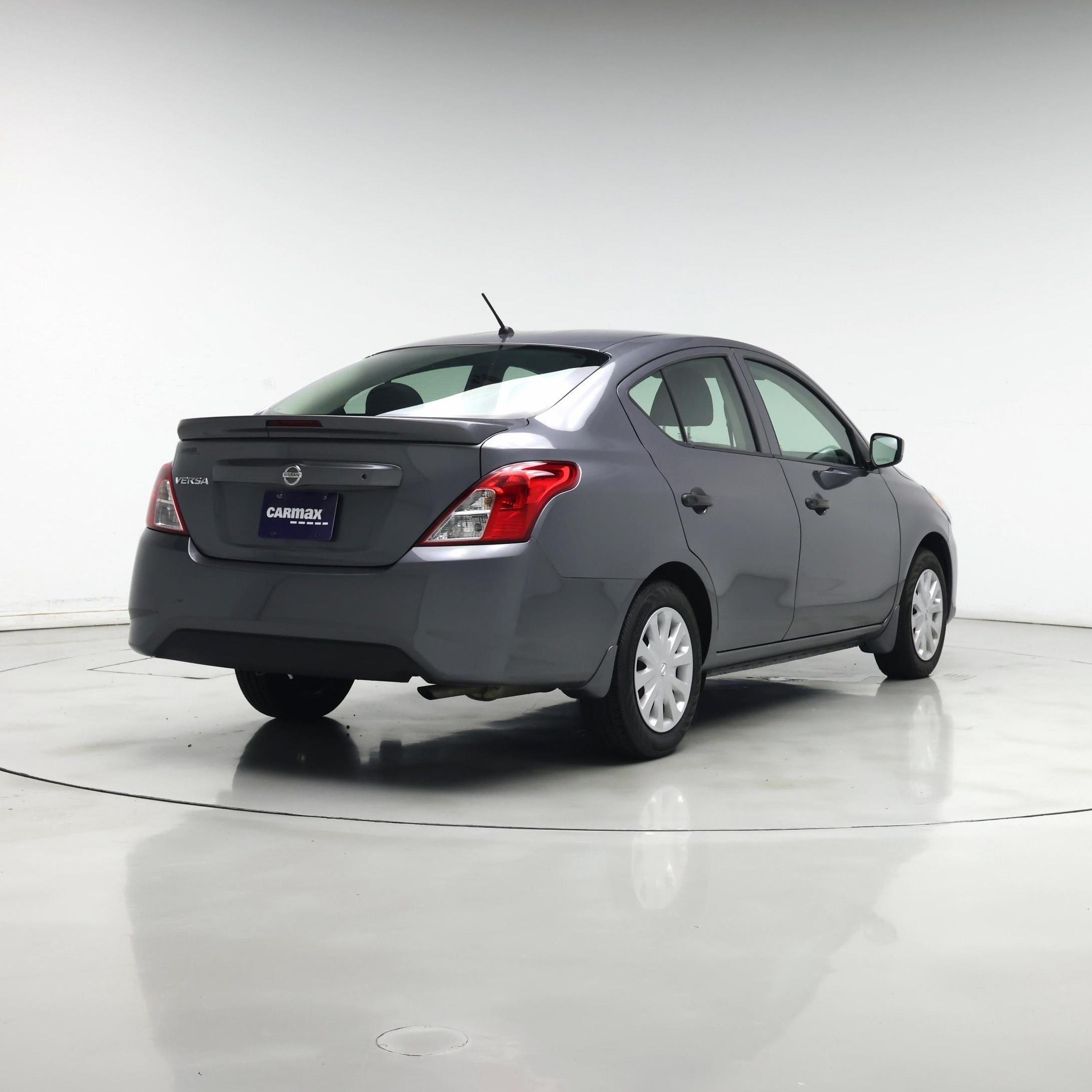 Thumbnail: 2018 Nissan Versa - 8
