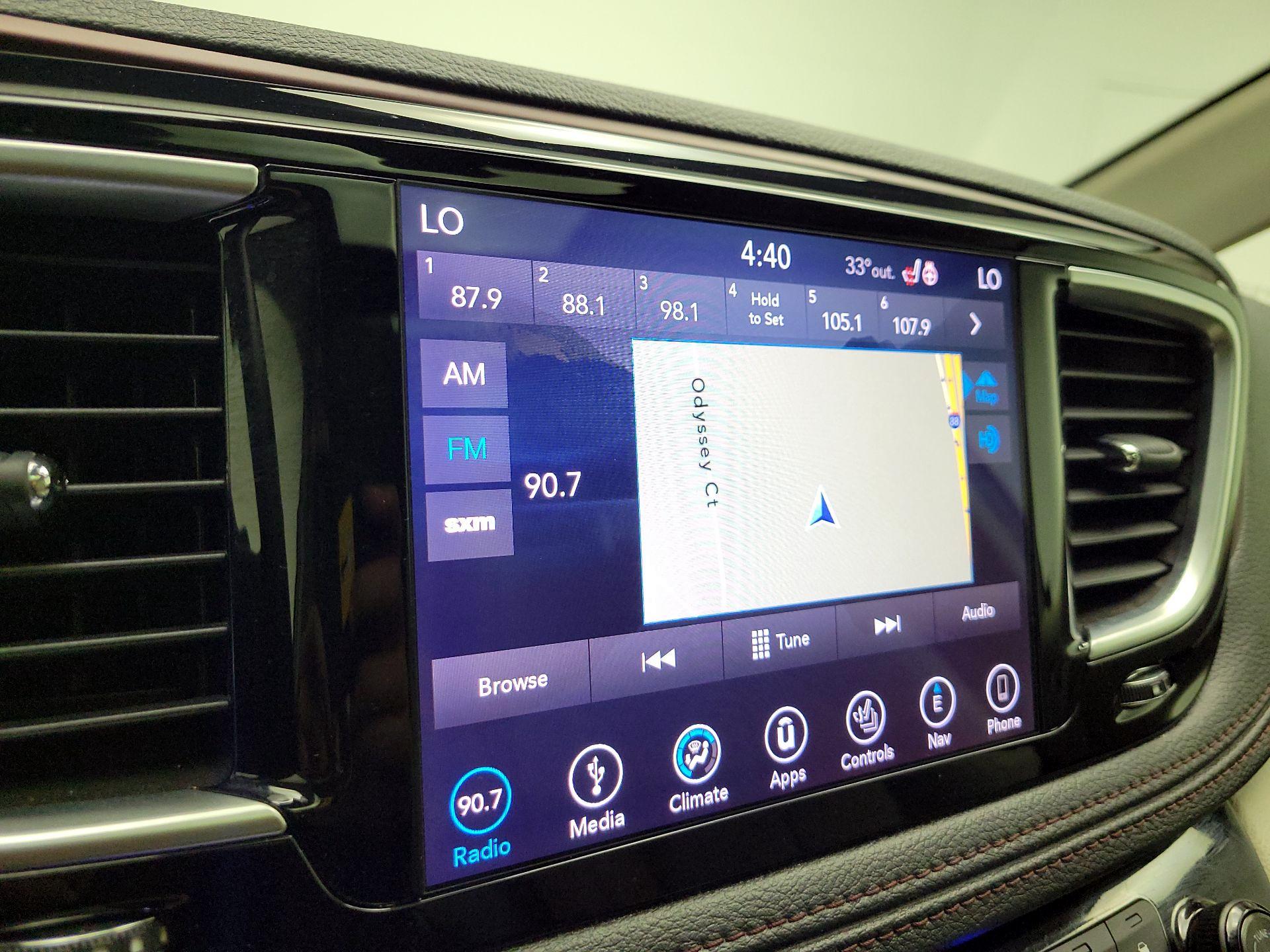 Thumbnail: 2018 Chrysler Pacifica - 13