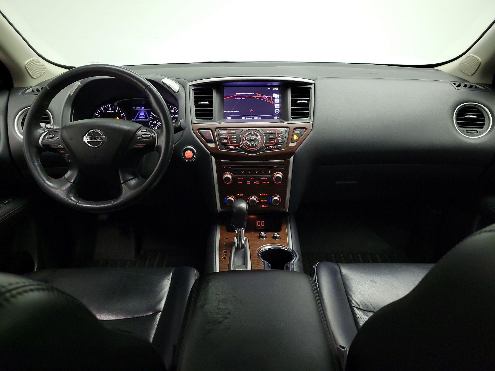 Thumbnail: 2018 Nissan Pathfinder - 9