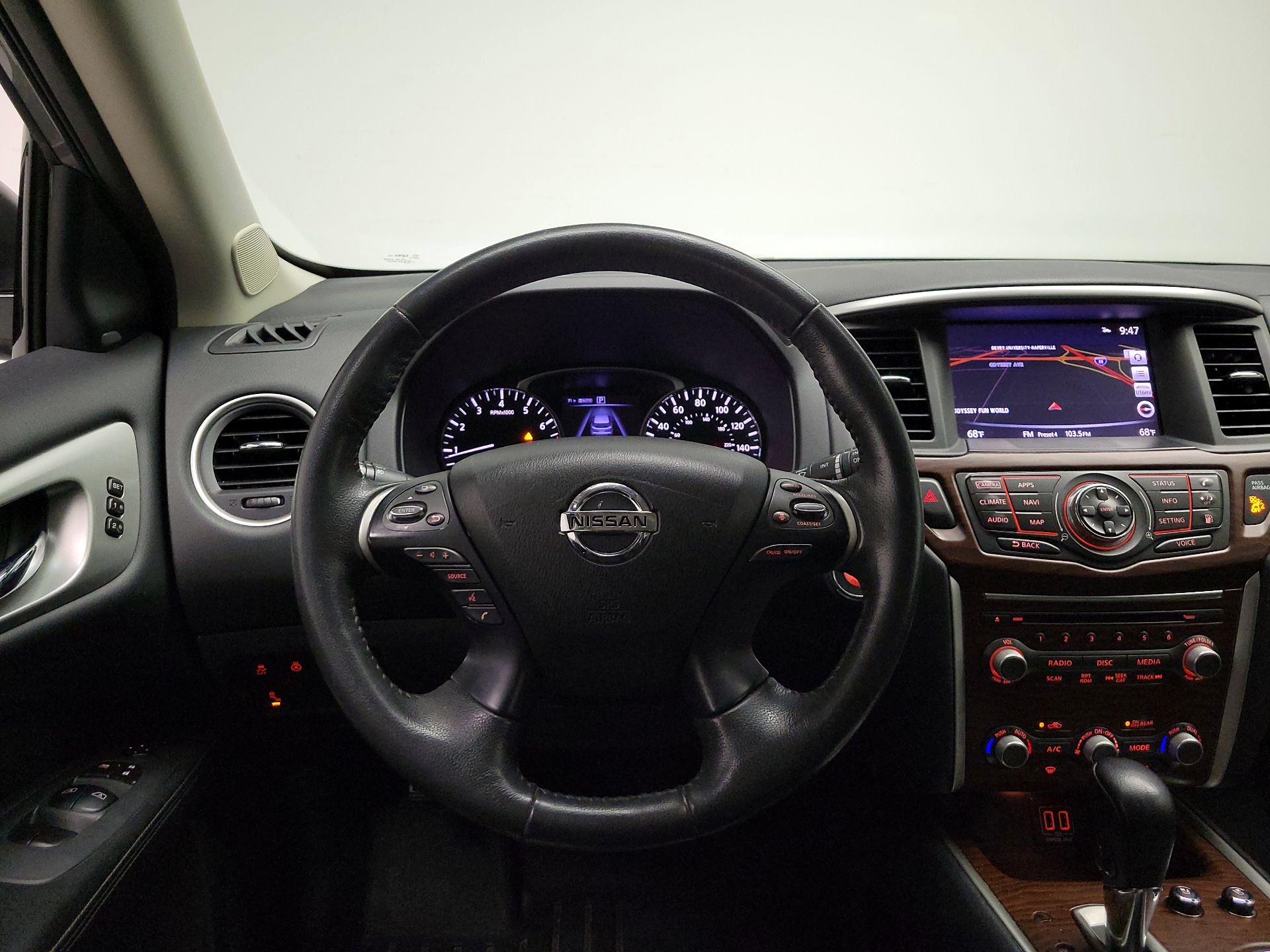 Thumbnail: 2018 Nissan Pathfinder - 10