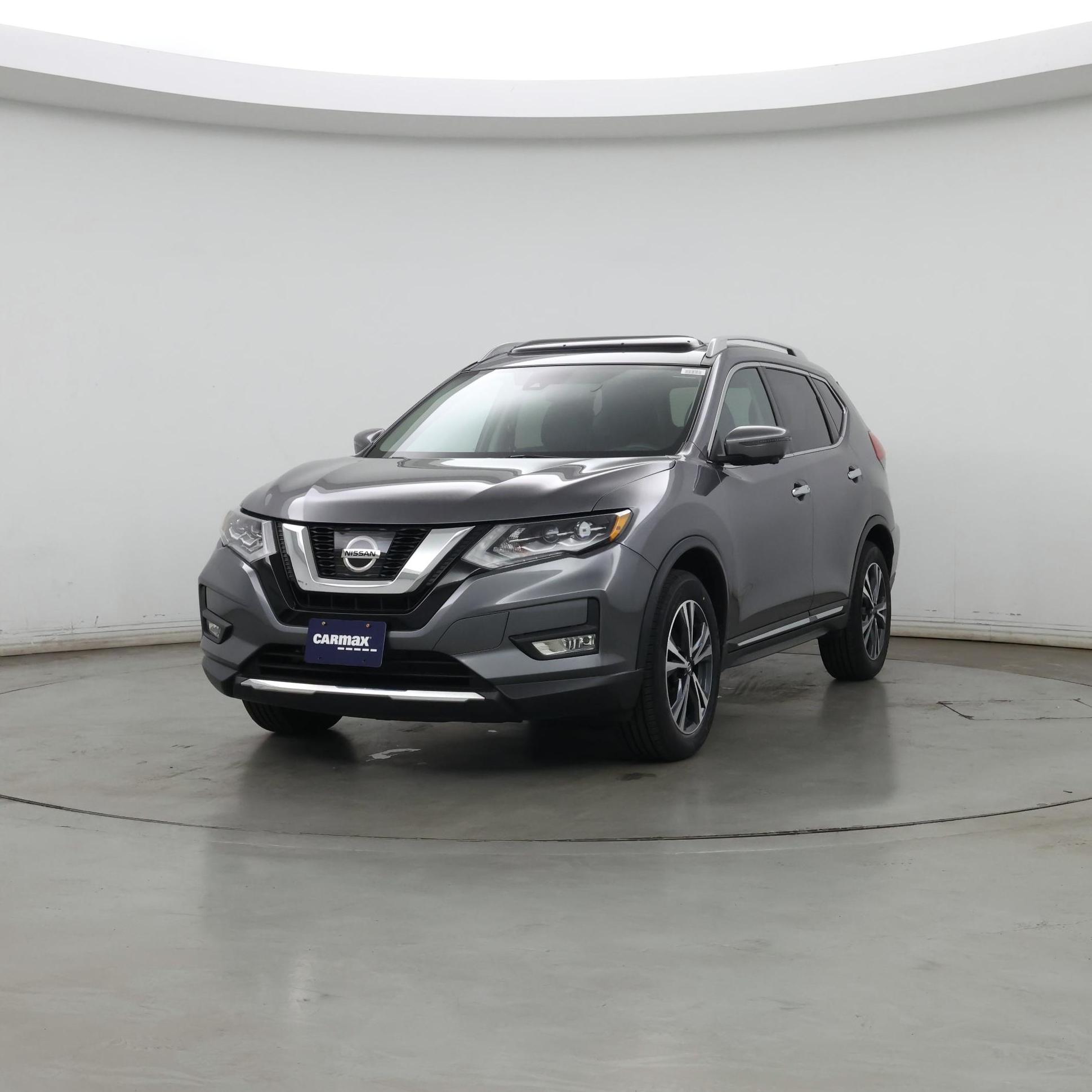 Thumbnail: 2017 Nissan Rogue - 4