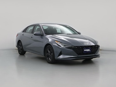 Gray 2022 Hyundai Elantra SEL