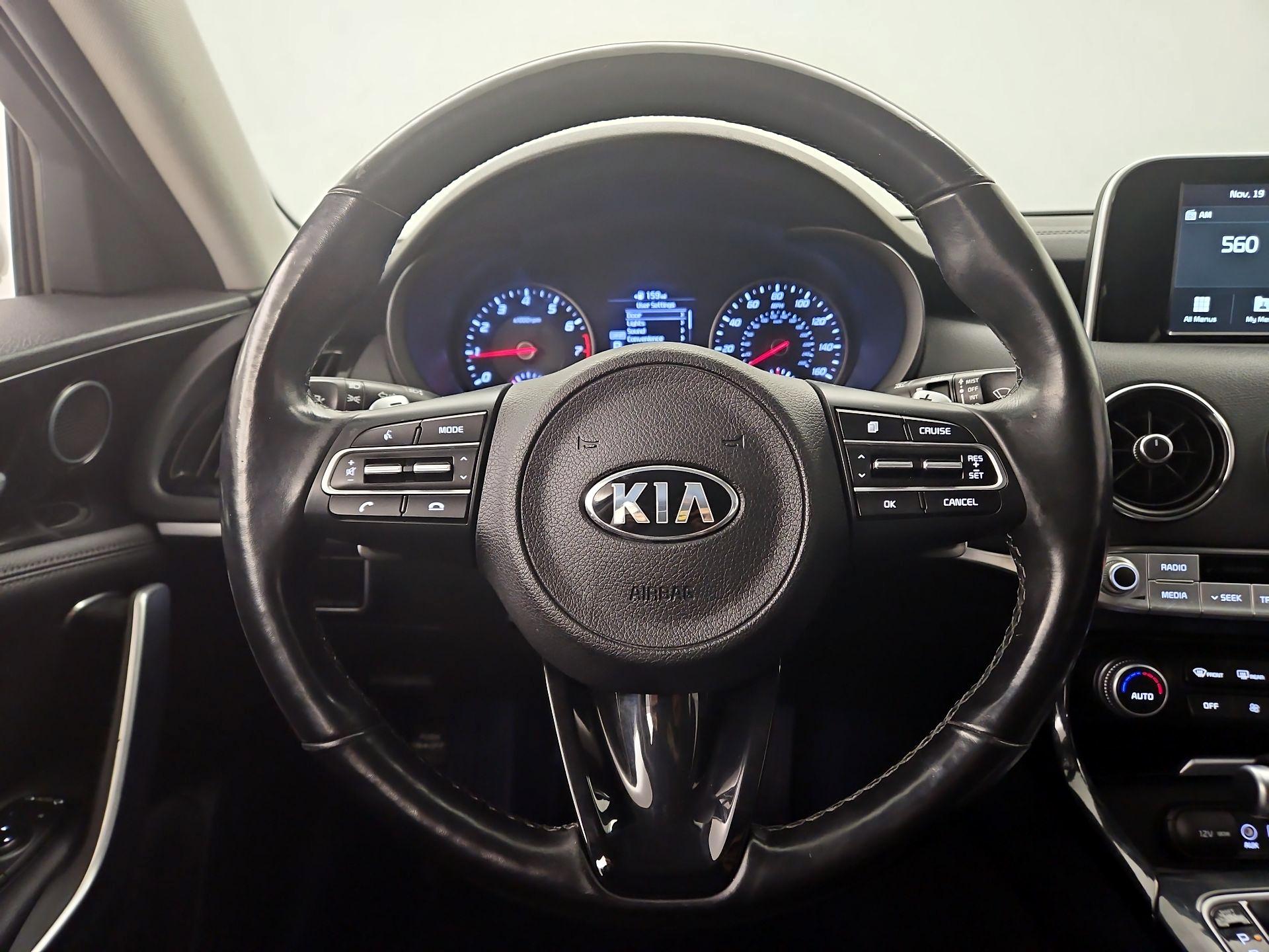 Thumbnail: 2018 Kia Stinger - 10