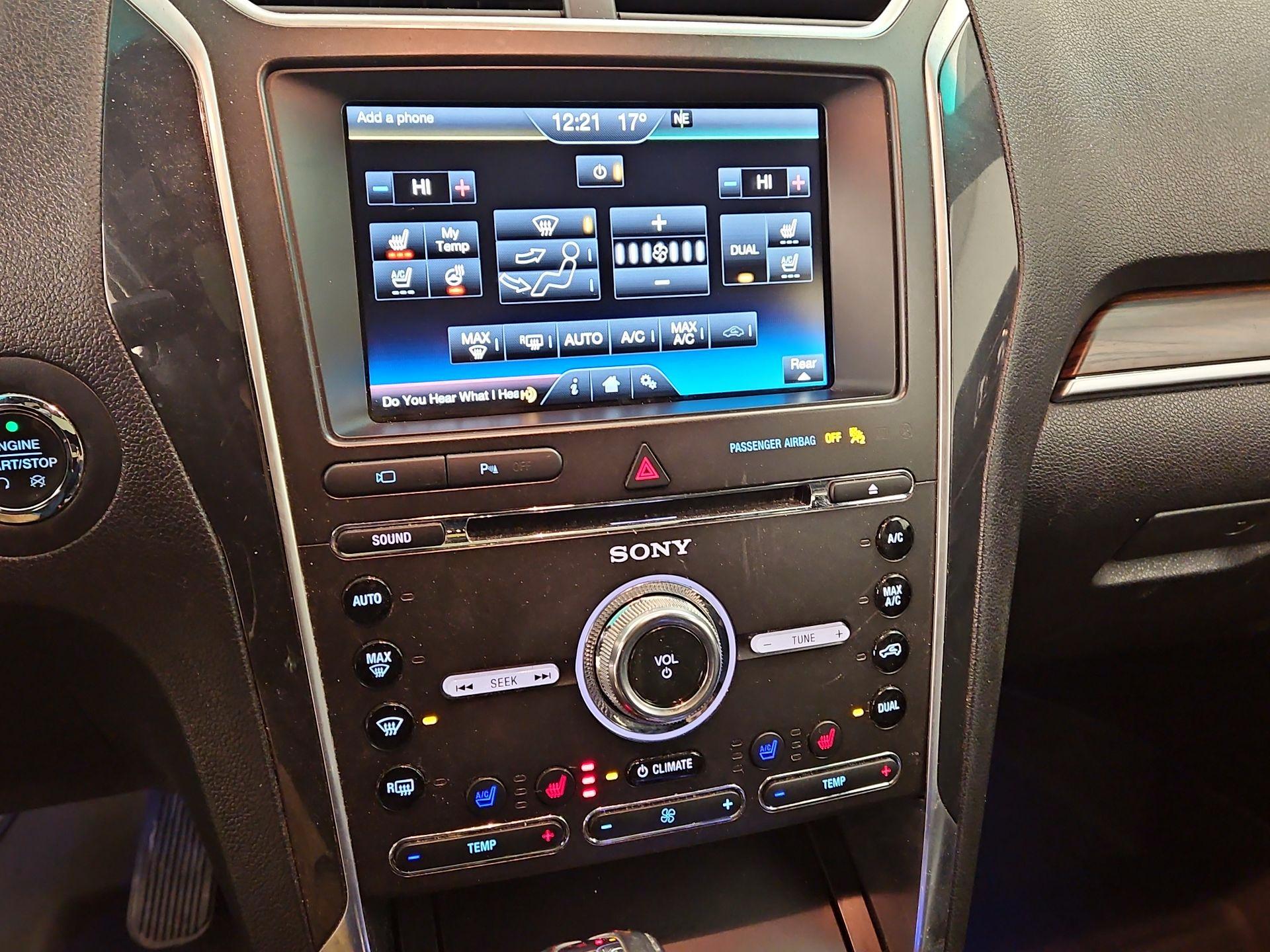 Thumbnail: 2016 Ford Explorer - 17