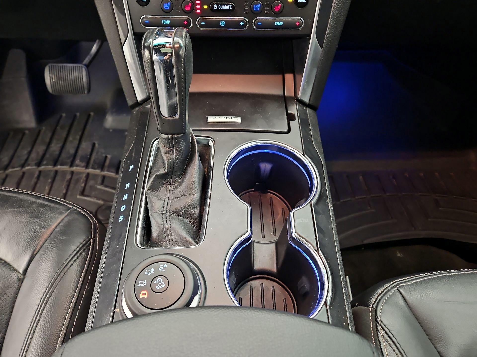 Thumbnail: 2016 Ford Explorer - 18