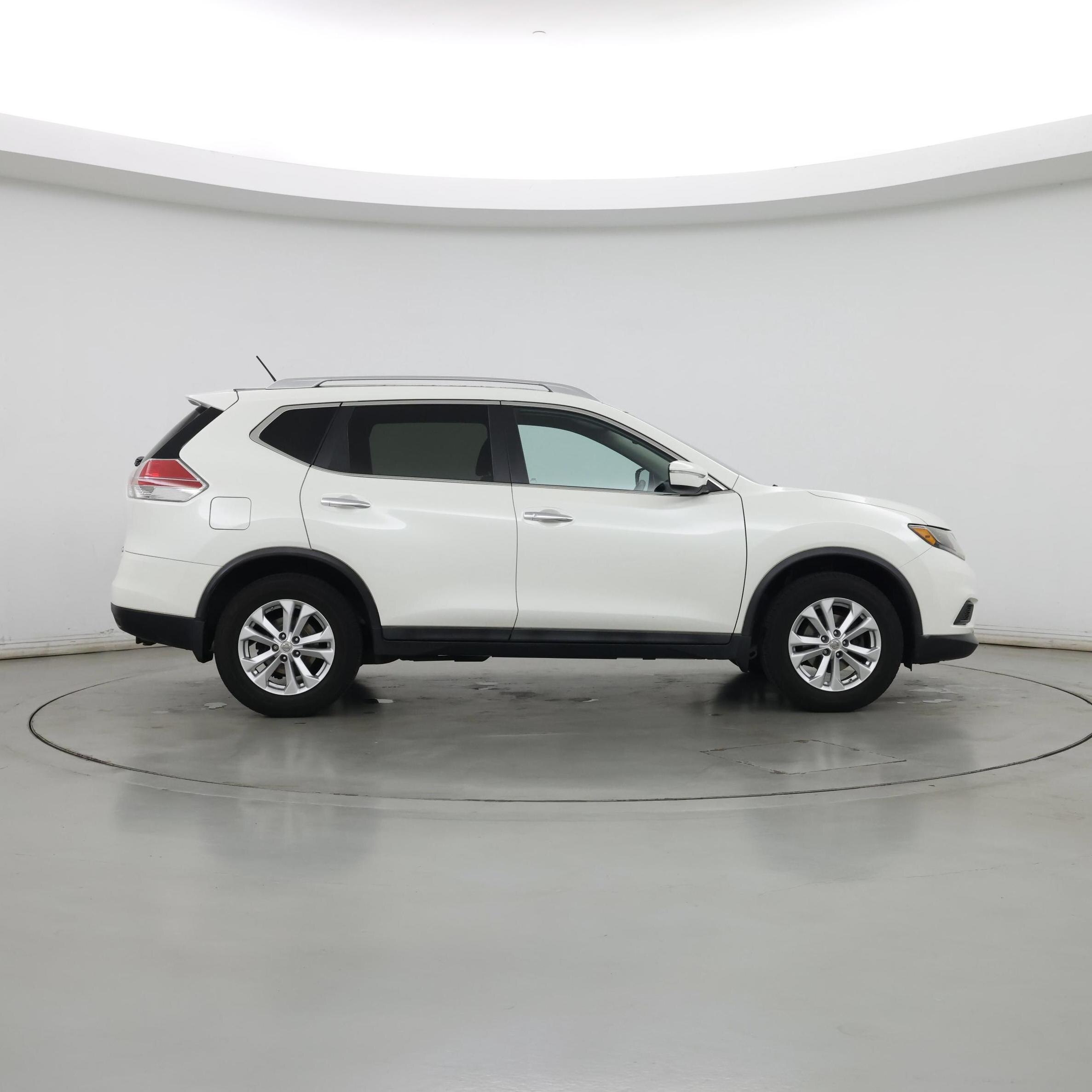 Thumbnail: 2015 Nissan Rogue - 7