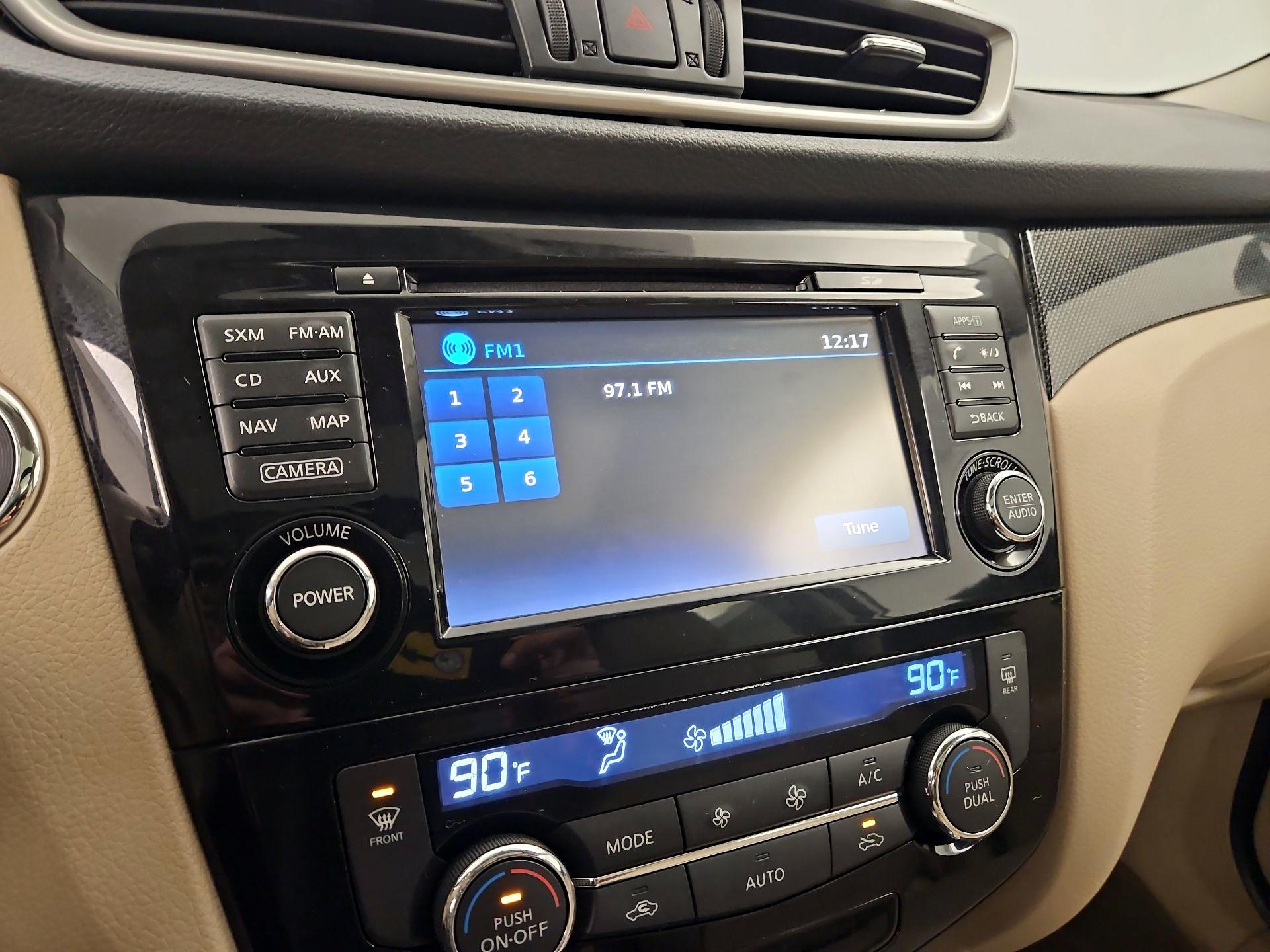 Thumbnail: 2014 Nissan Rogue - 16