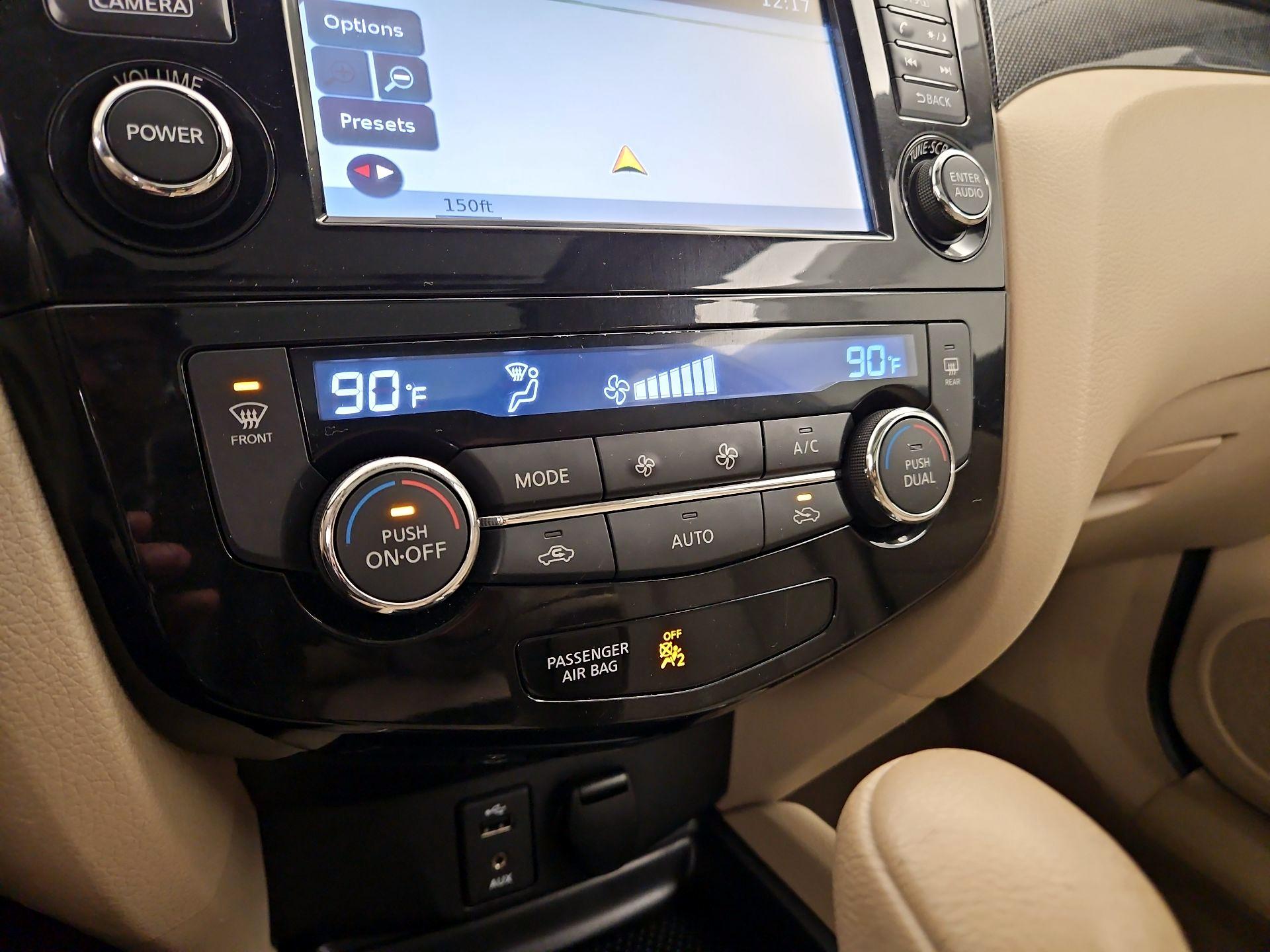 Thumbnail: 2014 Nissan Rogue - 17