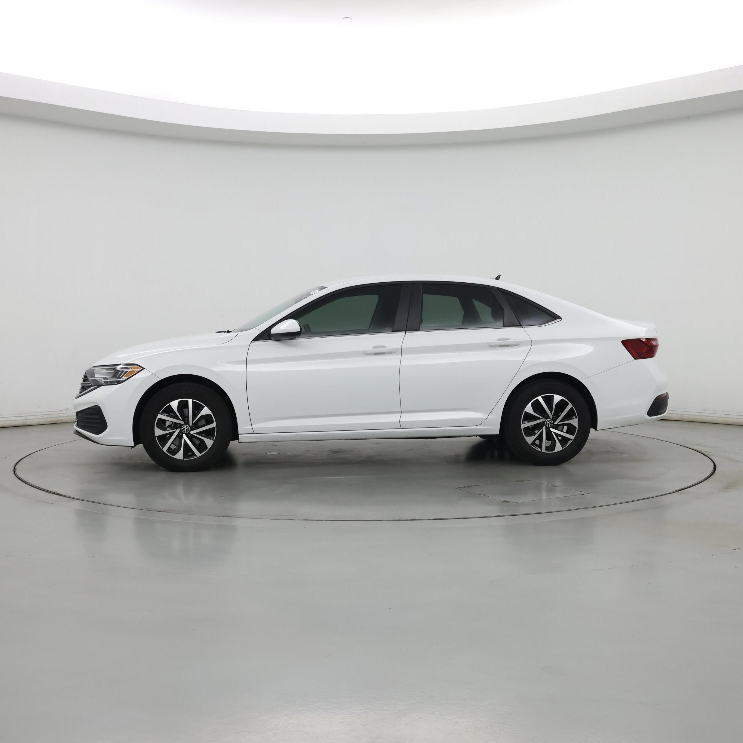 Thumbnail: 2024 Volkswagen Jetta - 3