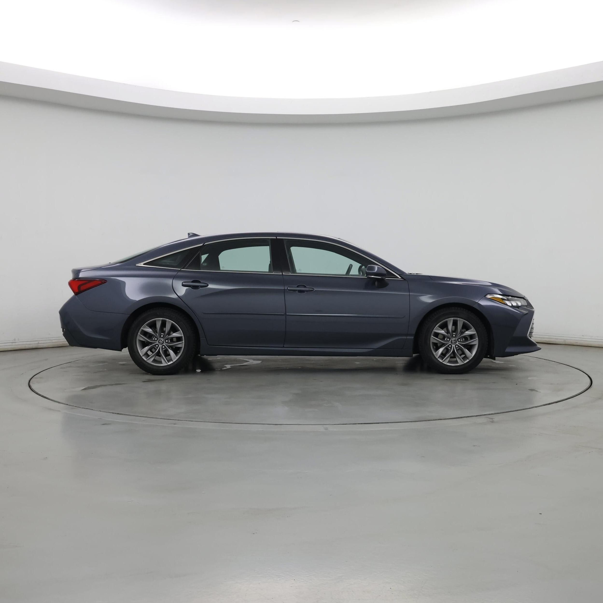 Thumbnail: 2019 Toyota Avalon - 7