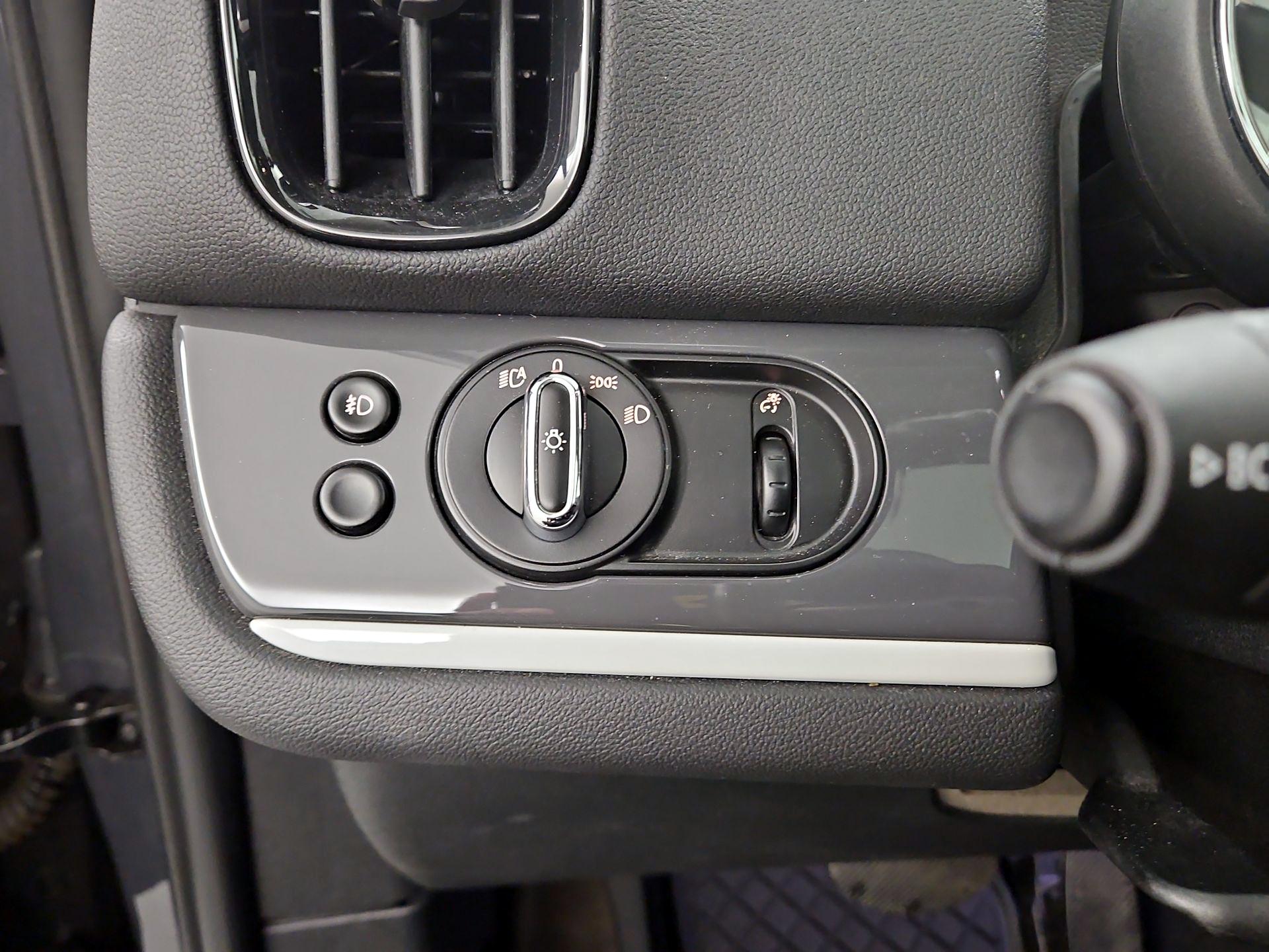 Thumbnail: 2018 MINI Cooper Countryman - 13