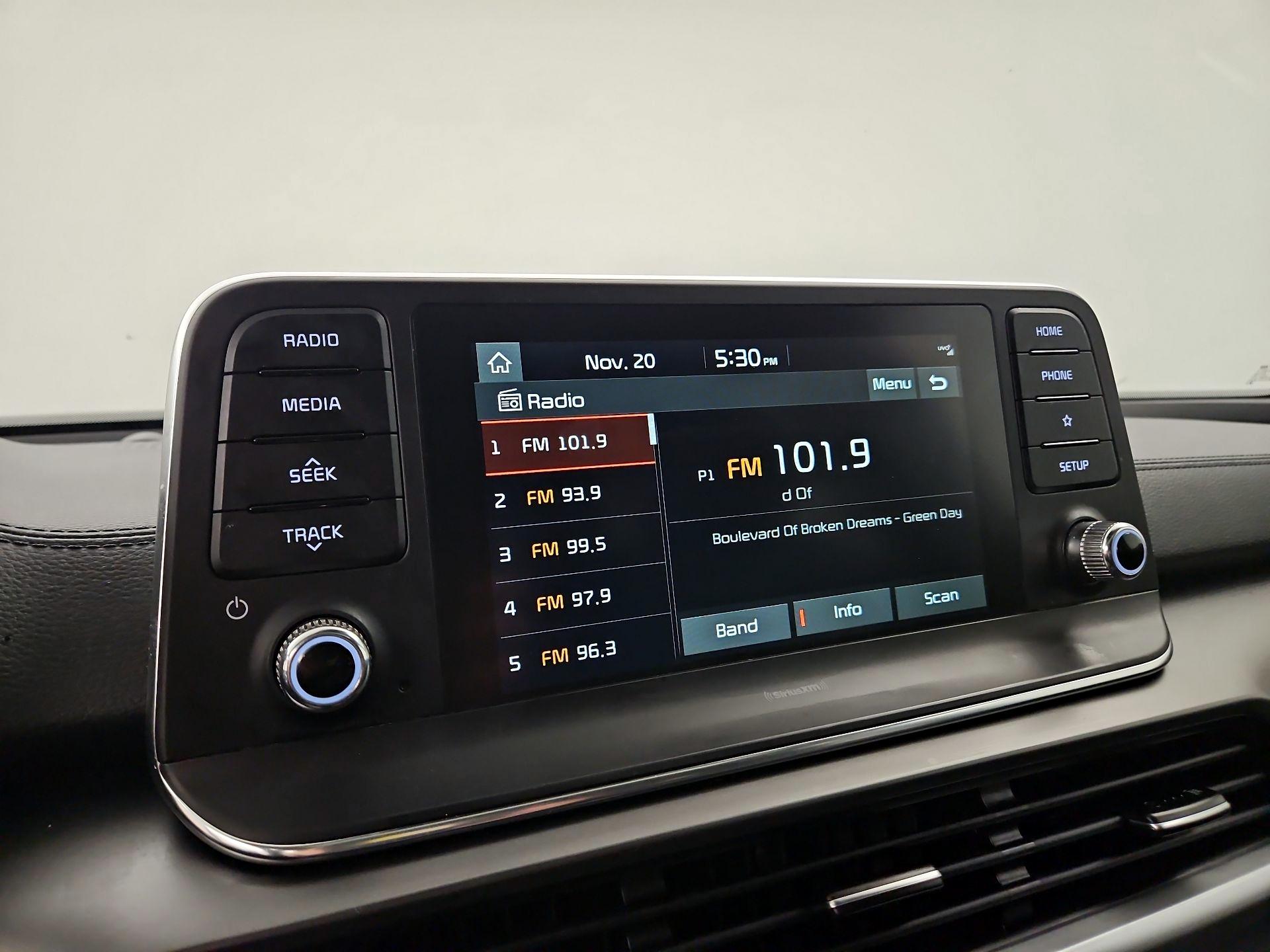 Thumbnail: 2021 Kia Telluride - 15