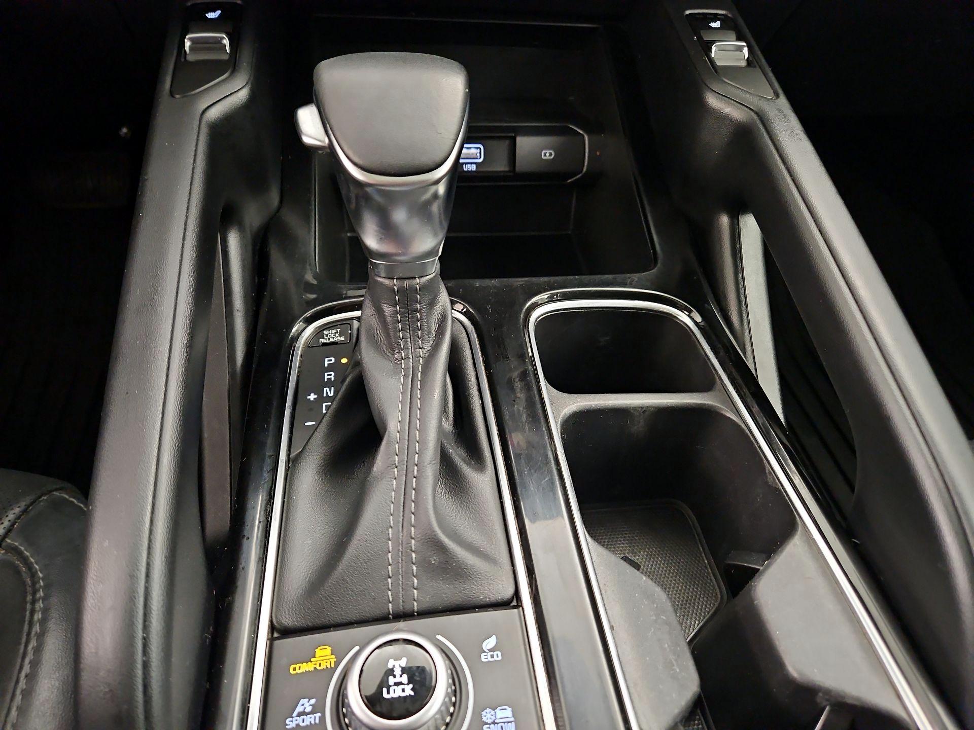 Thumbnail: 2021 Kia Telluride - 17