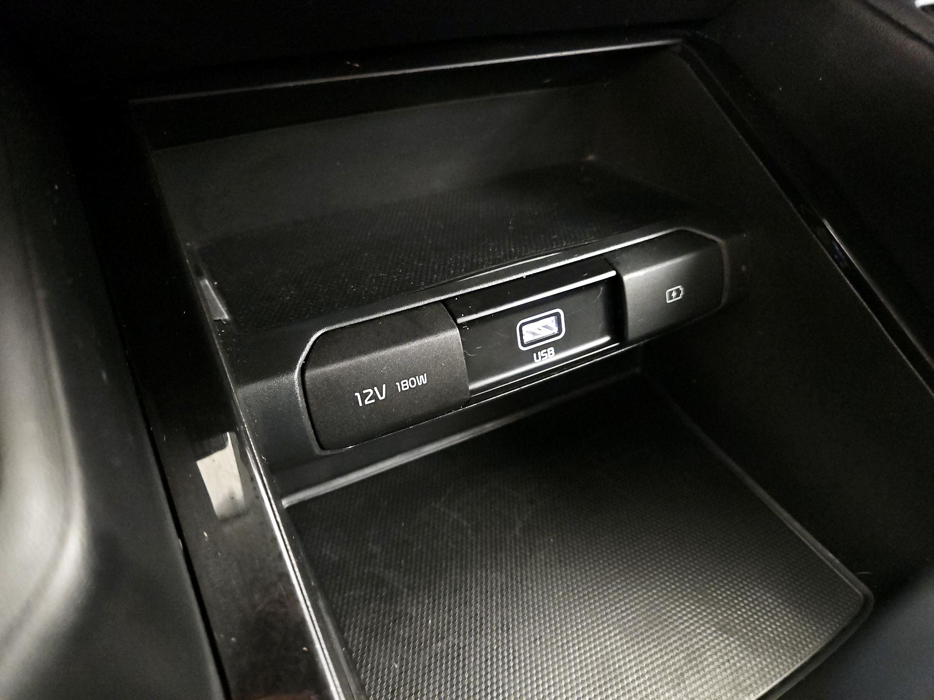 Thumbnail: 2021 Kia Telluride - 18