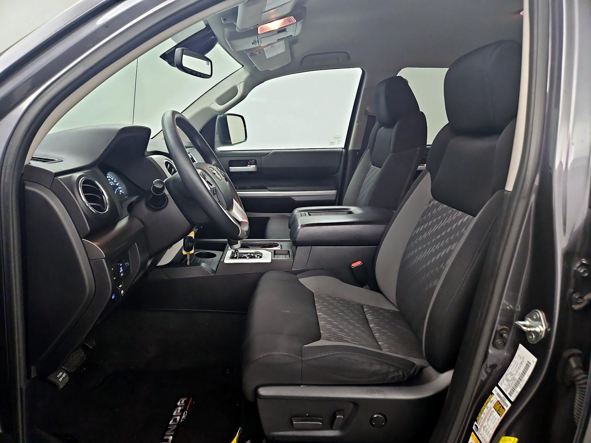 Thumbnail: 2018 Toyota Tundra - 11