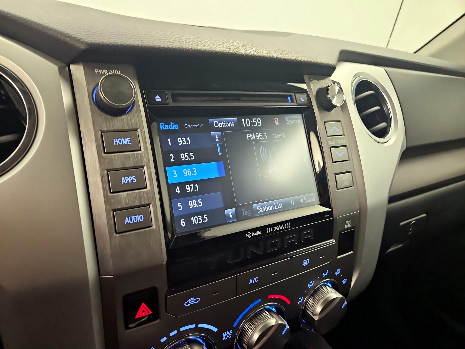 Thumbnail: 2018 Toyota Tundra - 15