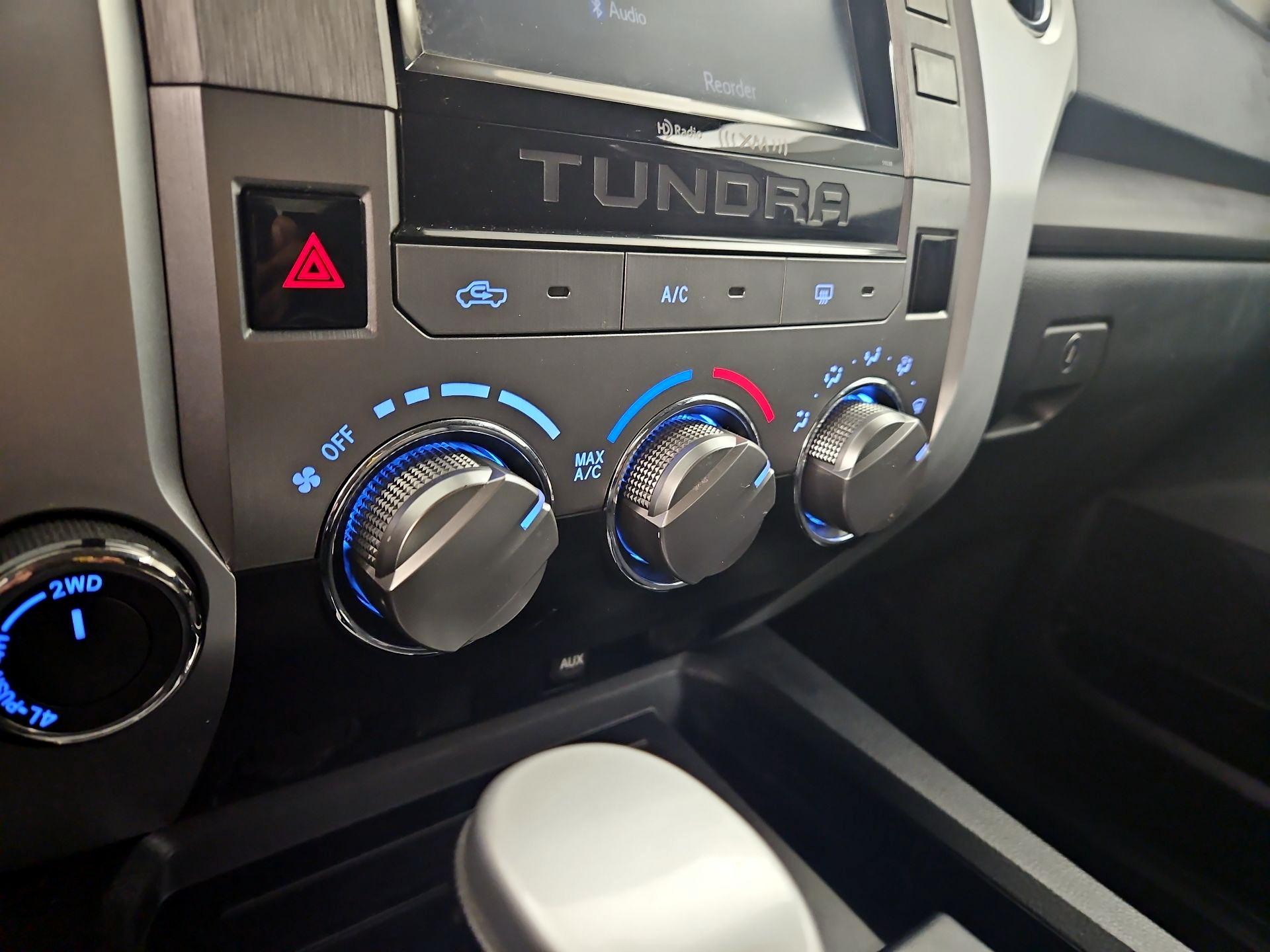 Thumbnail: 2018 Toyota Tundra - 16