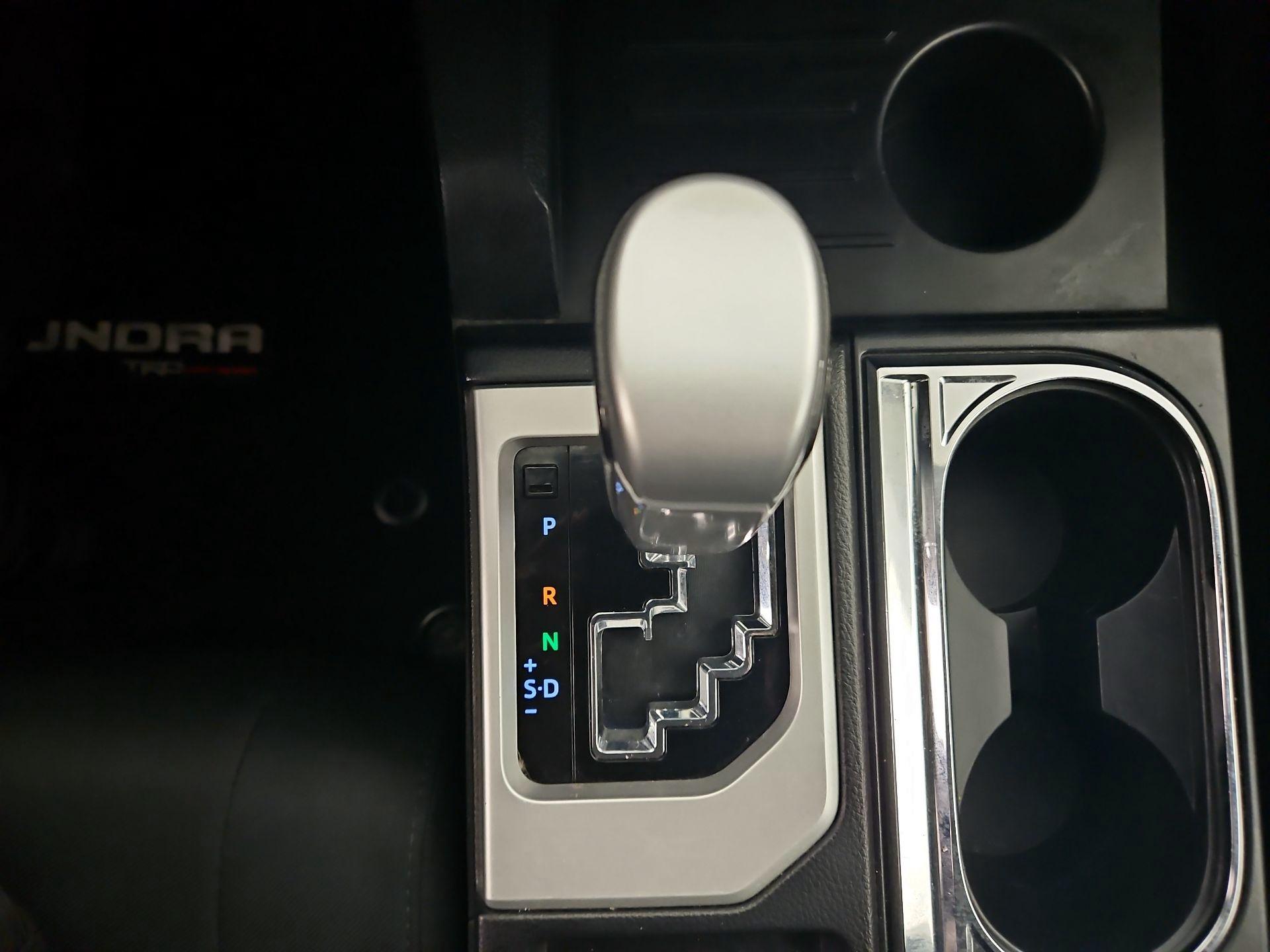 Thumbnail: 2018 Toyota Tundra - 17