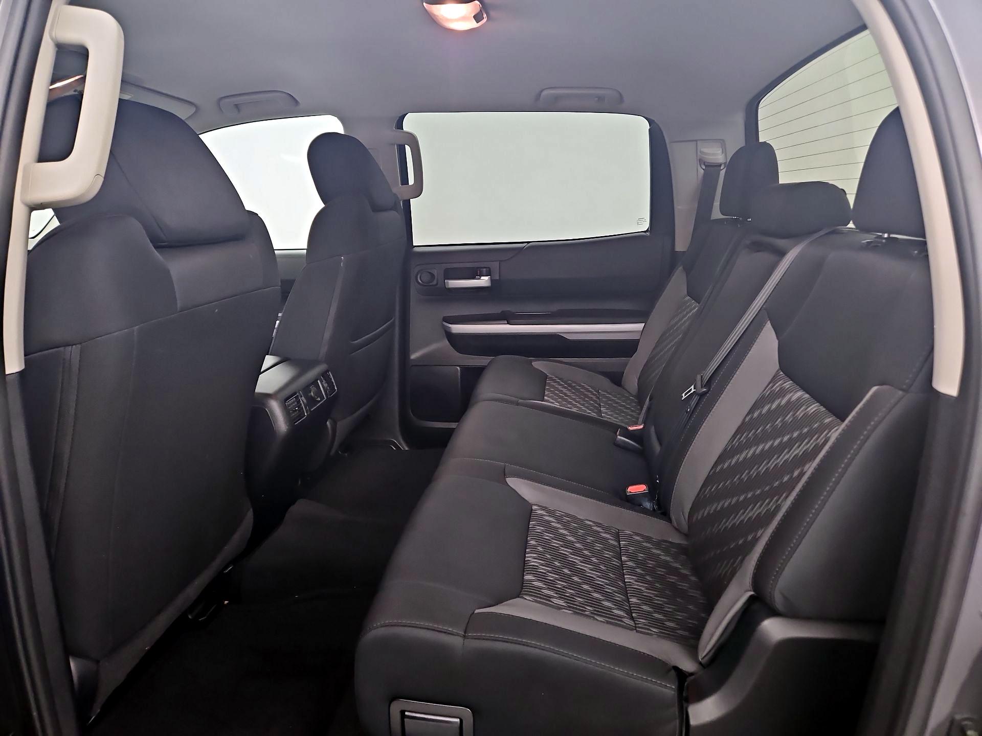 Thumbnail: 2018 Toyota Tundra - 19