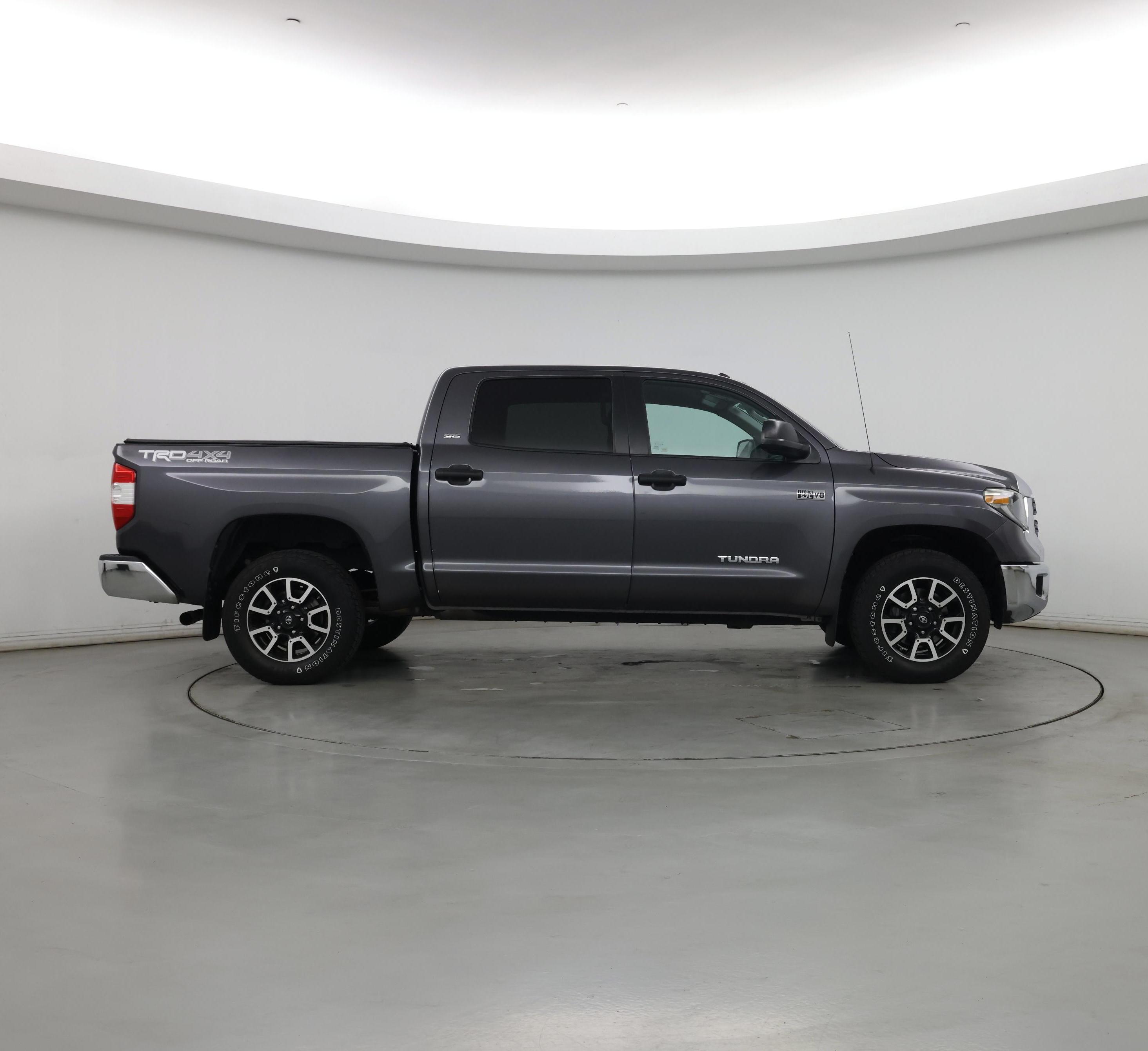 Thumbnail: 2018 Toyota Tundra - 7