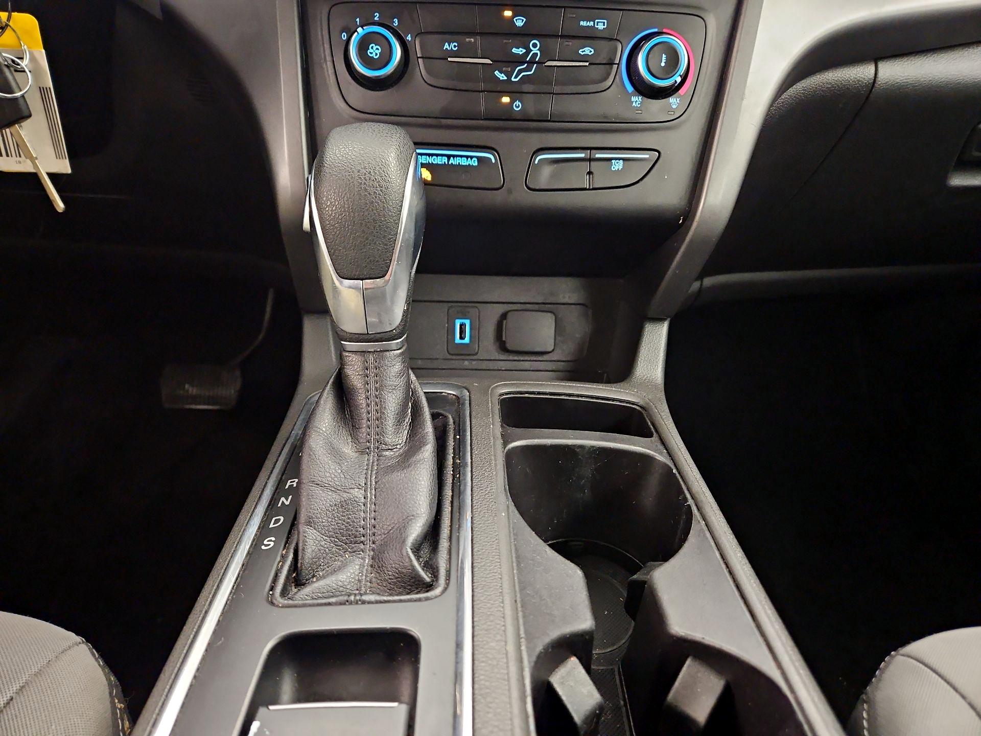 Thumbnail: 2018 Ford Escape - 17