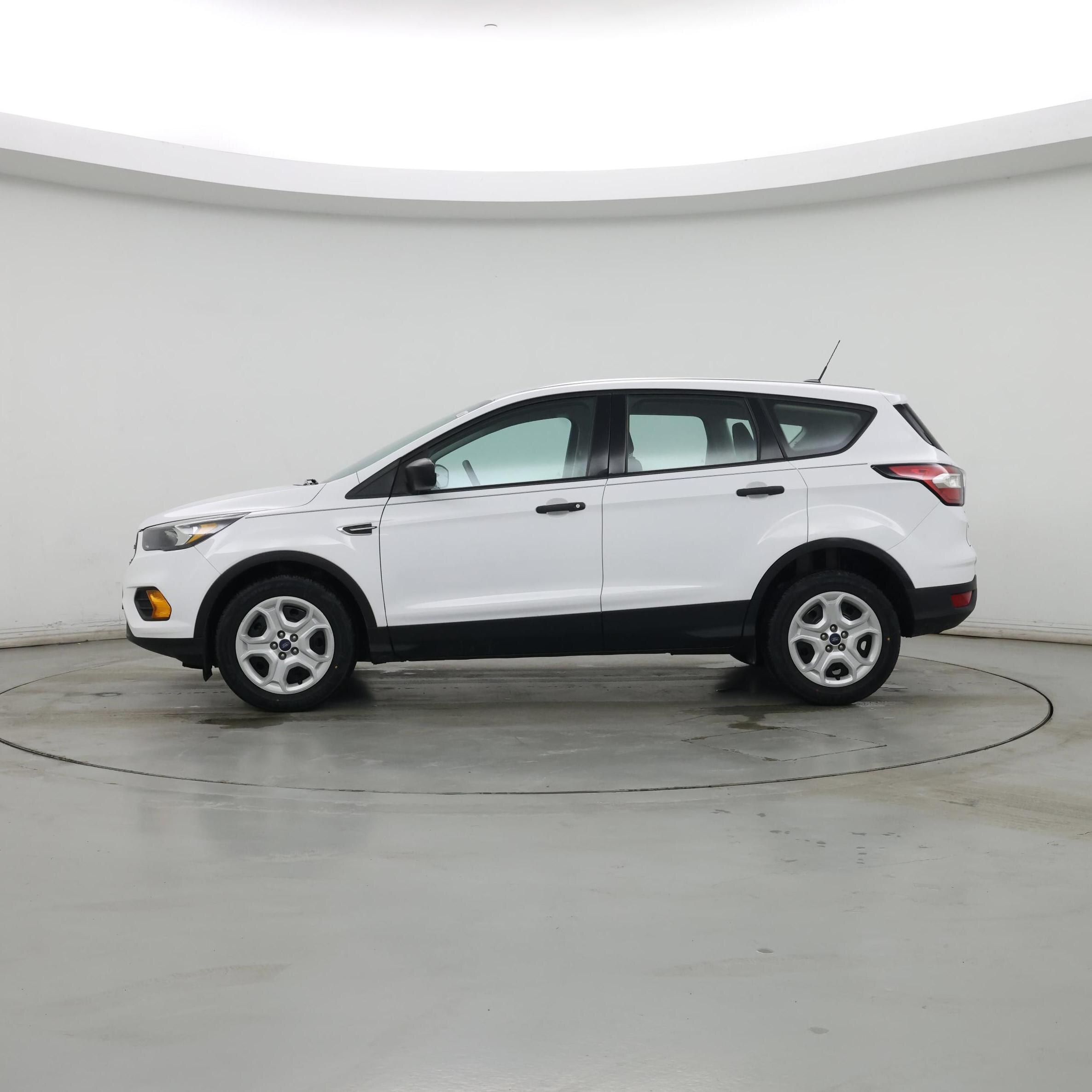 Thumbnail: 2018 Ford Escape - 3