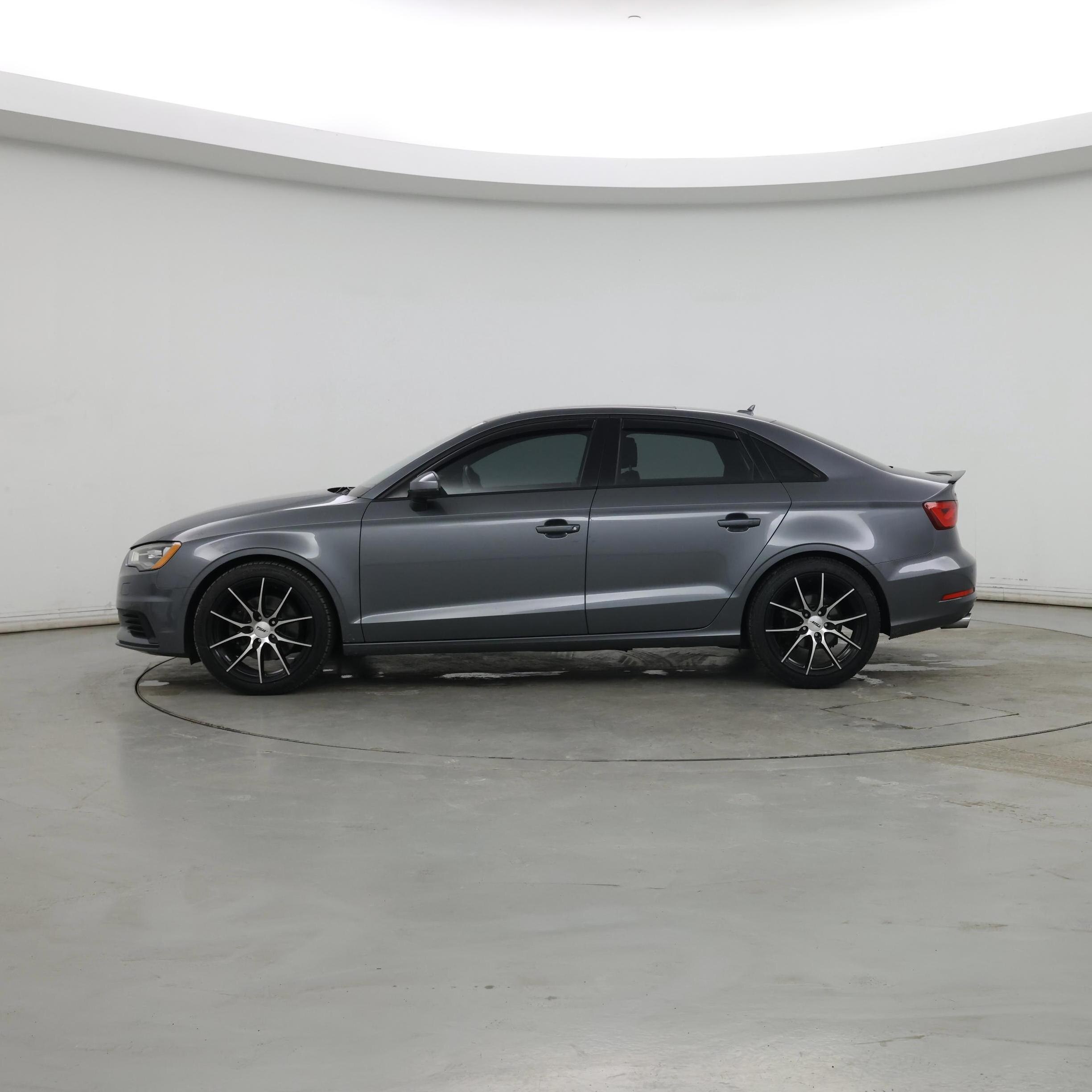 Thumbnail: 2016 Audi A3 - 3