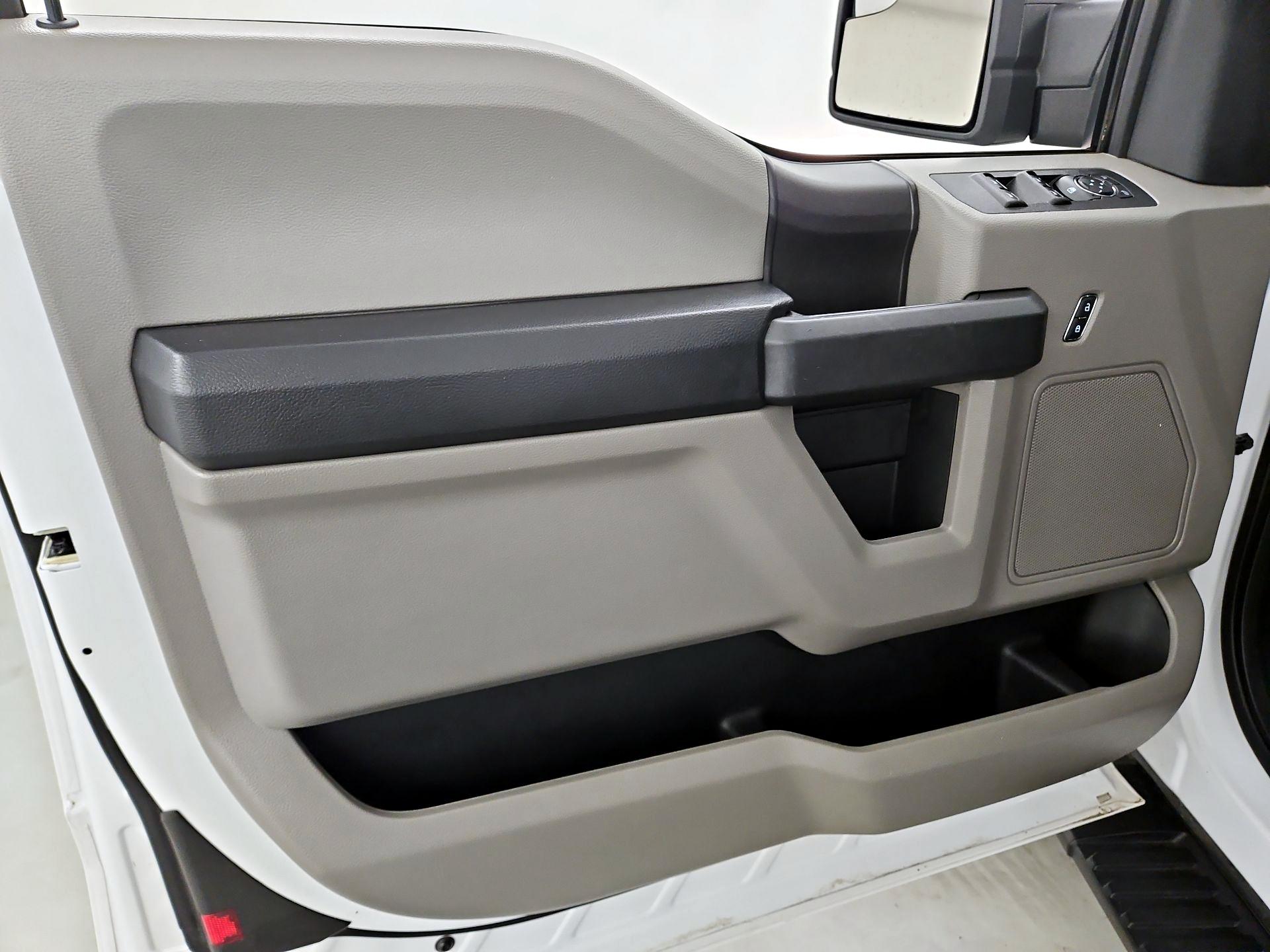 Thumbnail: 2019 Ford F-150 - 12