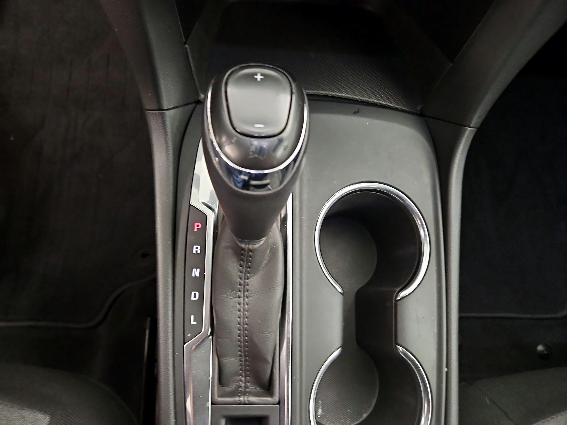 Thumbnail: 2018 Chevrolet Equinox - 17