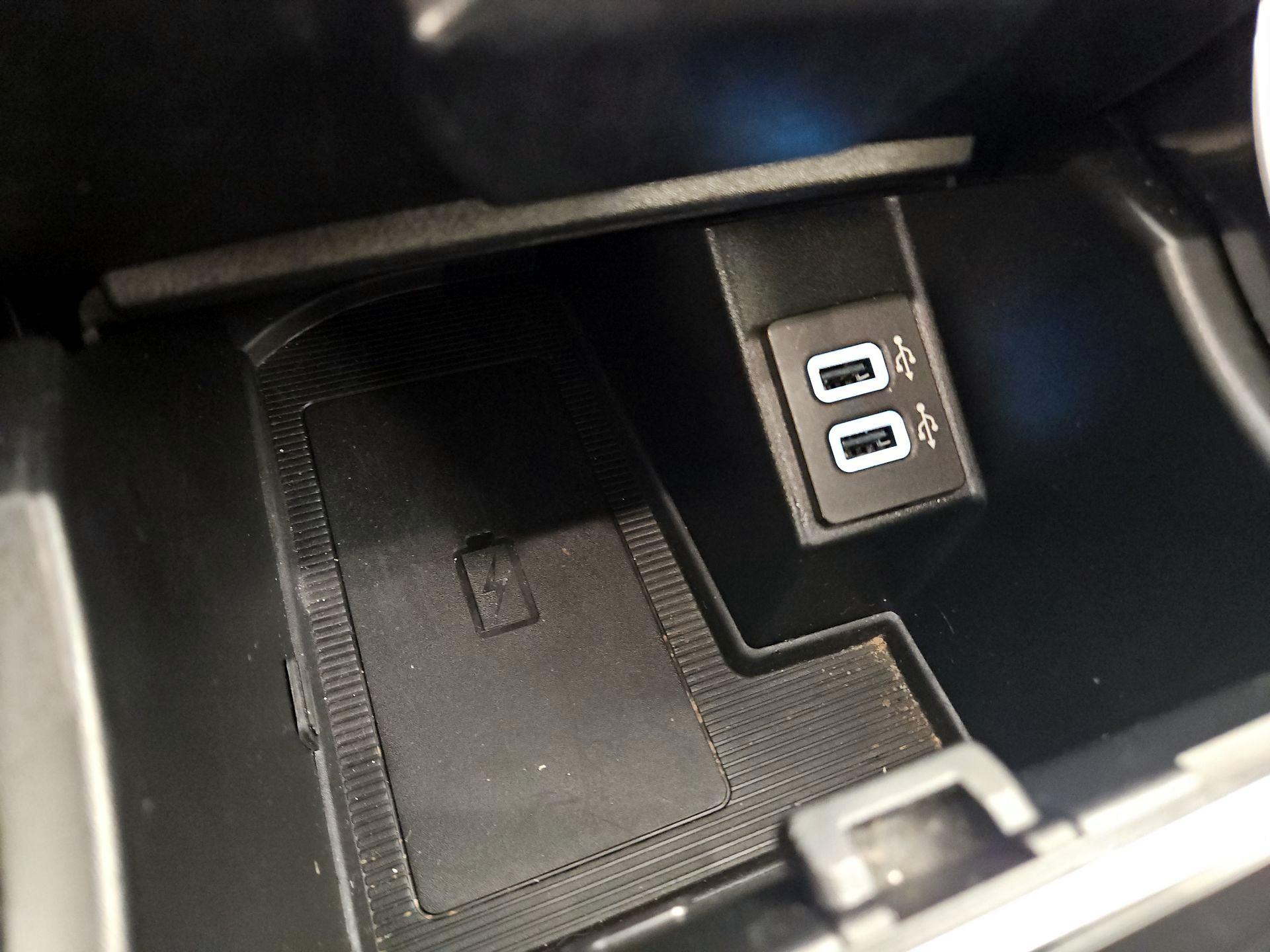 Thumbnail: 2020 Ford Edge - 19