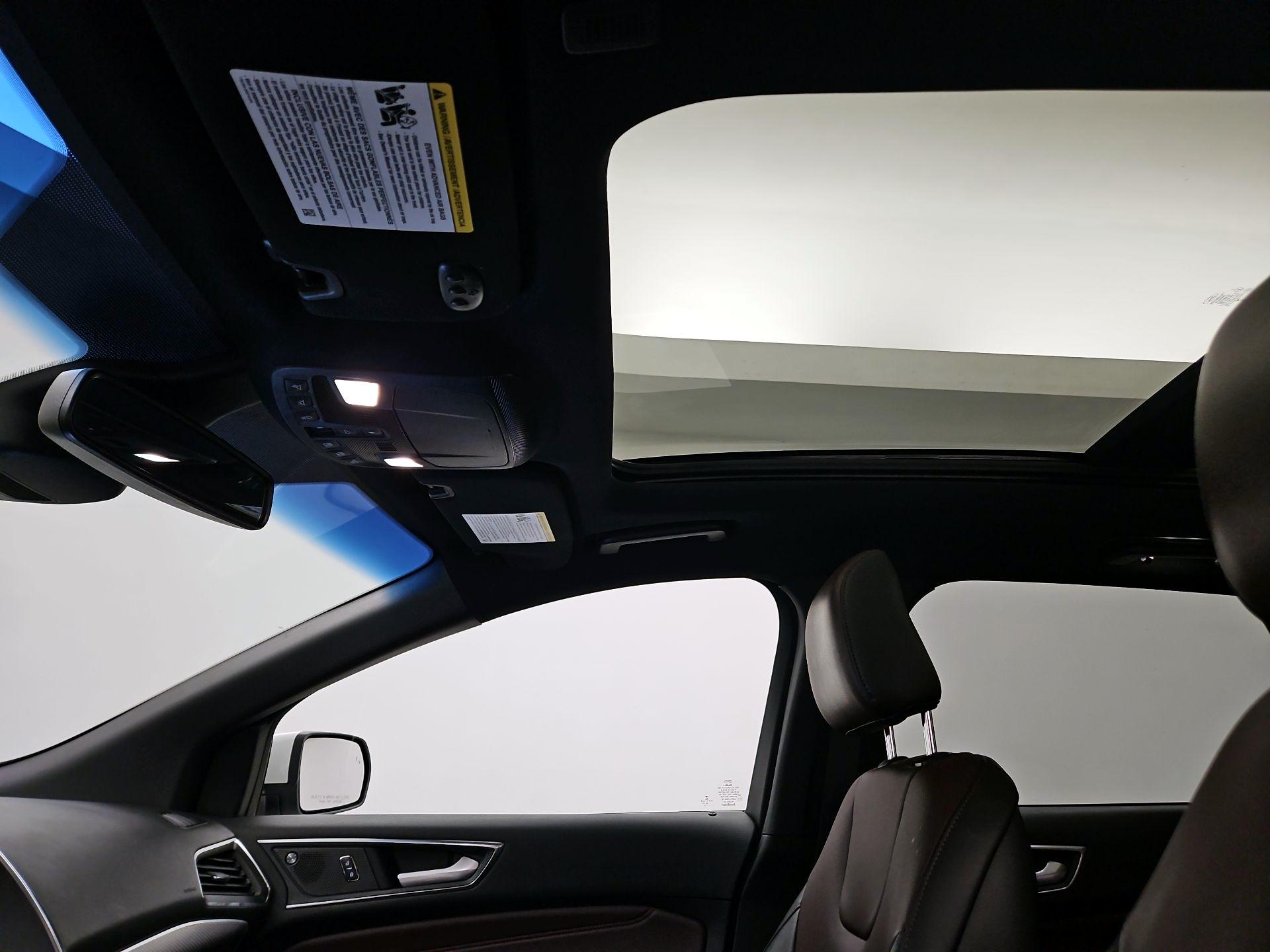 Thumbnail: 2020 Ford Edge - 20