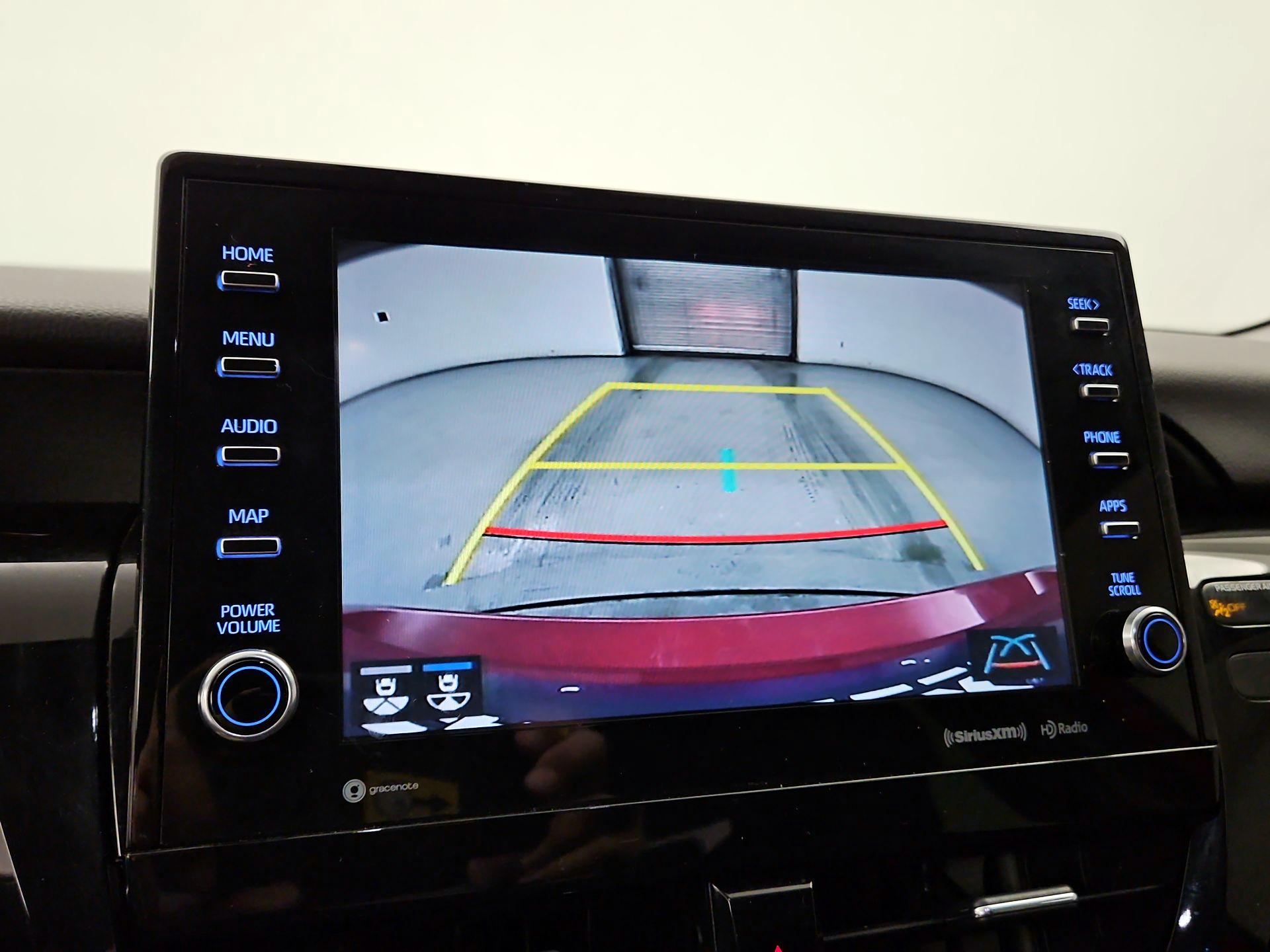 Thumbnail: 2021 Toyota Camry - 14