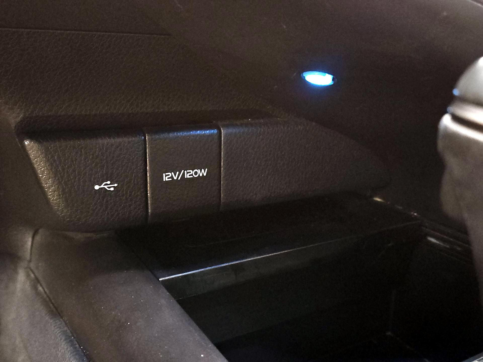 Thumbnail: 2021 Toyota Camry - 18