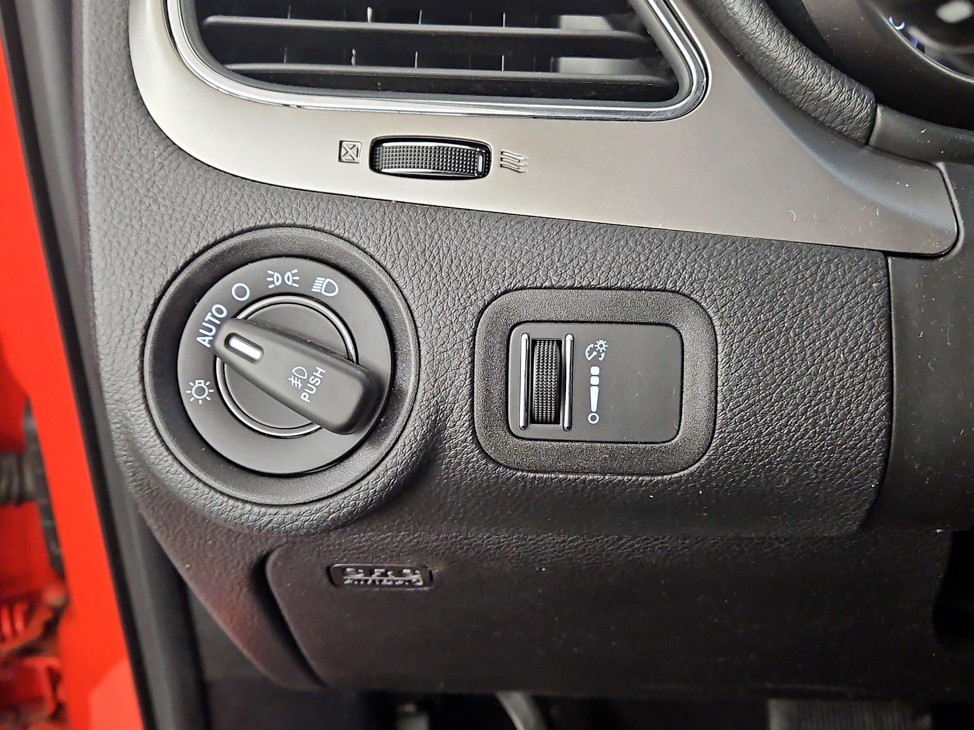 Thumbnail: 2018 Dodge Journey - 13