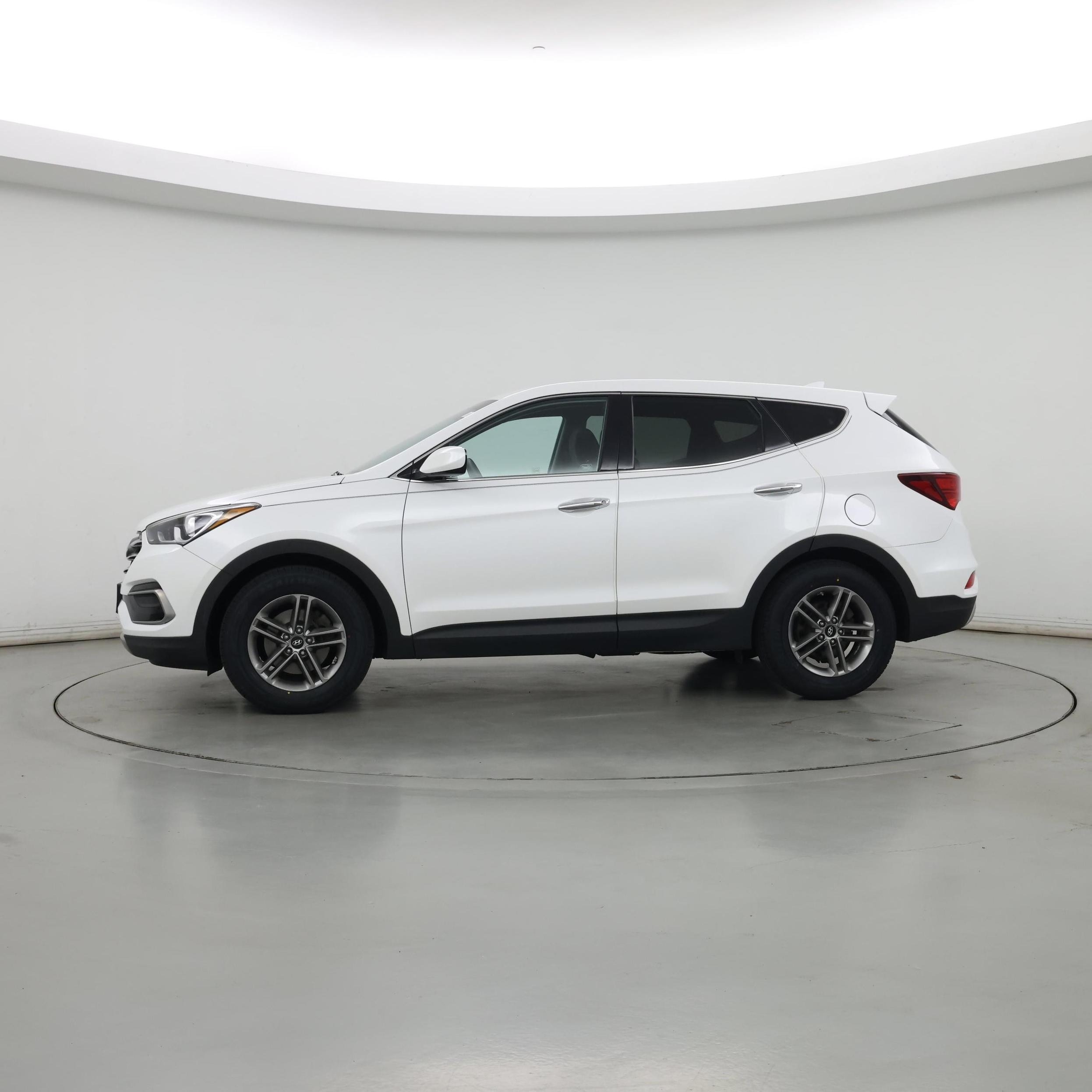 Thumbnail: 2017 Hyundai Santa Fe - 3